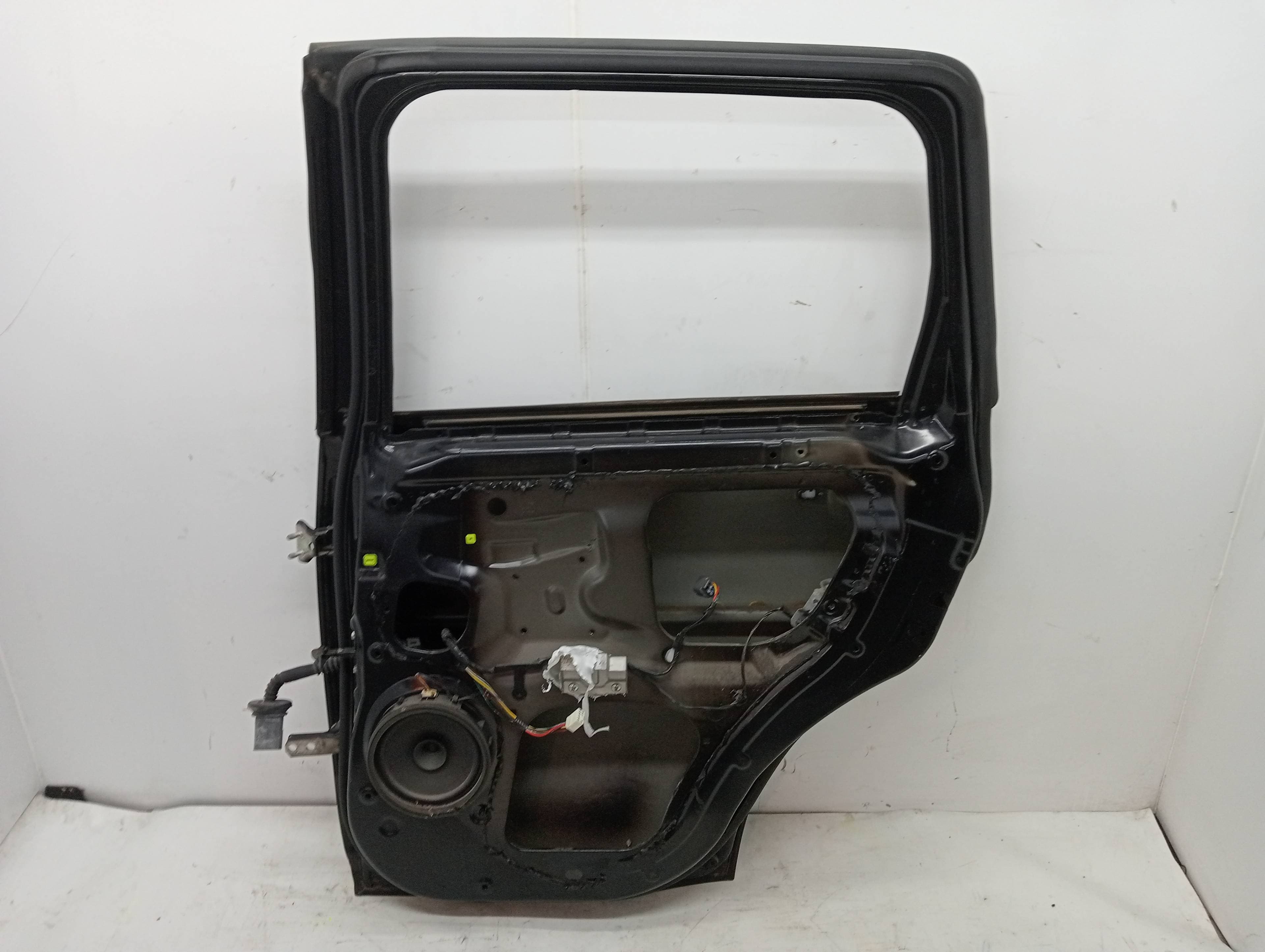 Puerta trasera derecha MITSUBISHI OUTLANDER (CW0) 2