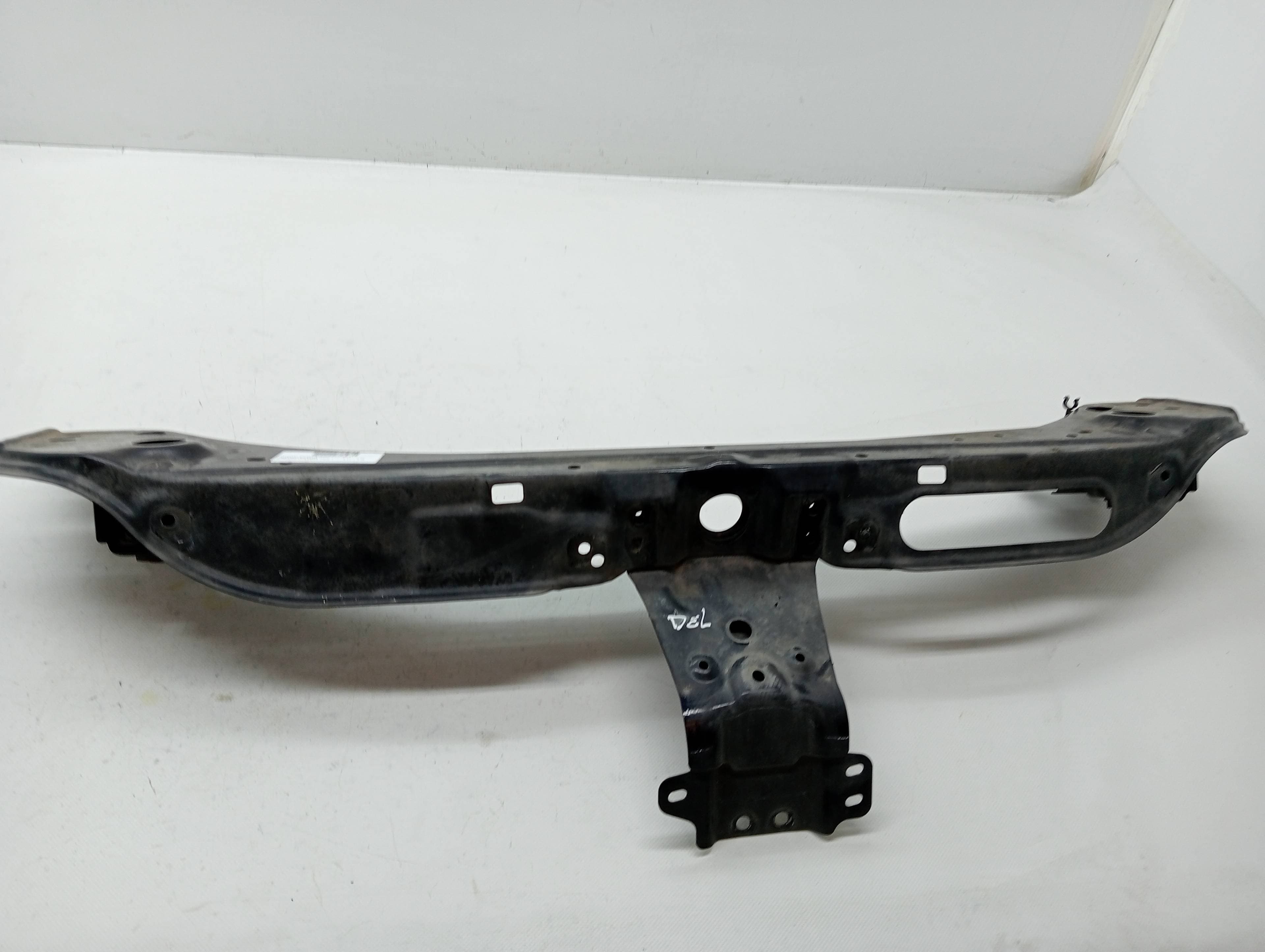 Refuerzo paragolpes delantero MITSUBISHI OUTLANDER (CW0)