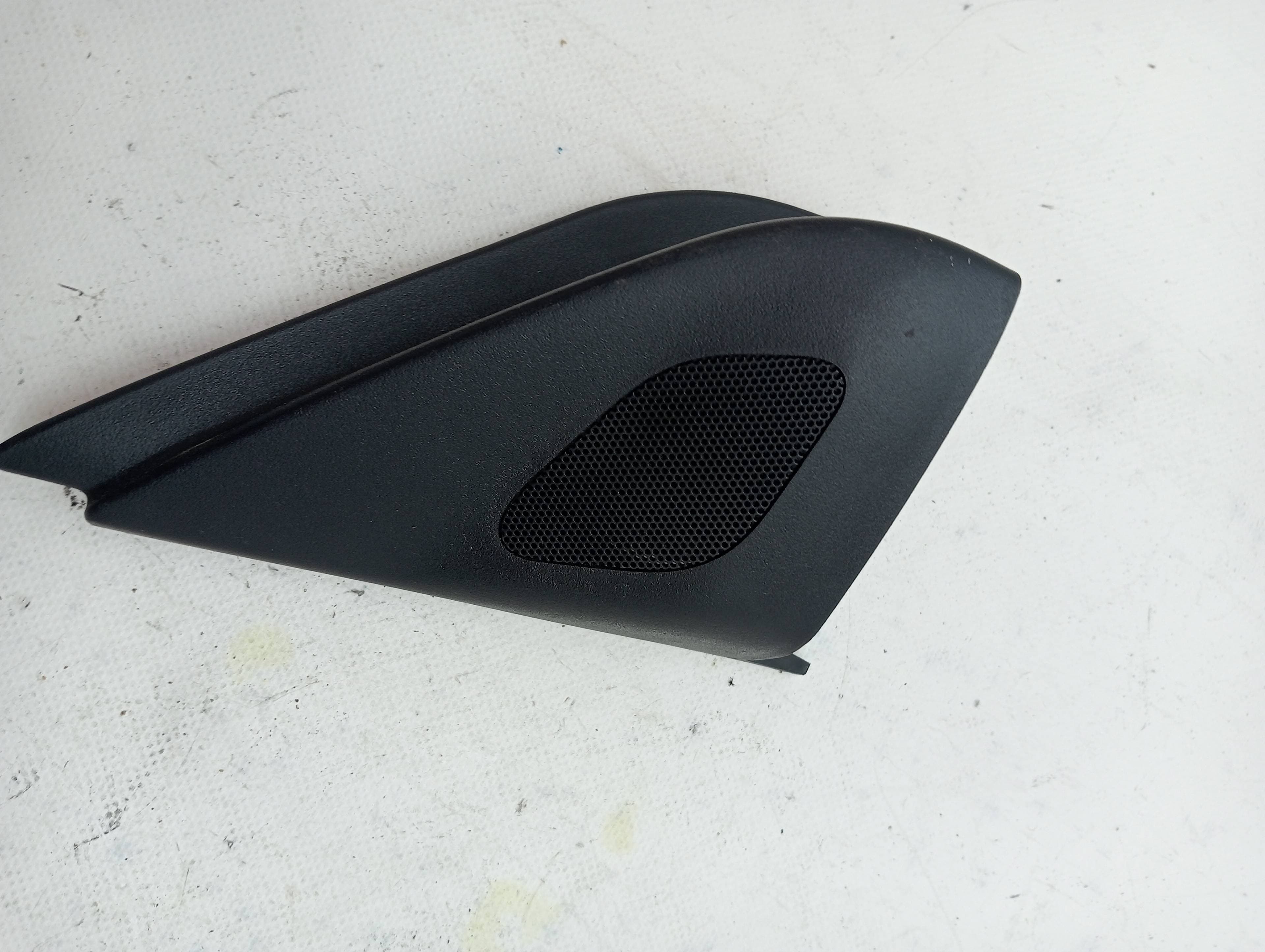 Altavoz MITSUBISHI OUTLANDER (CW0)