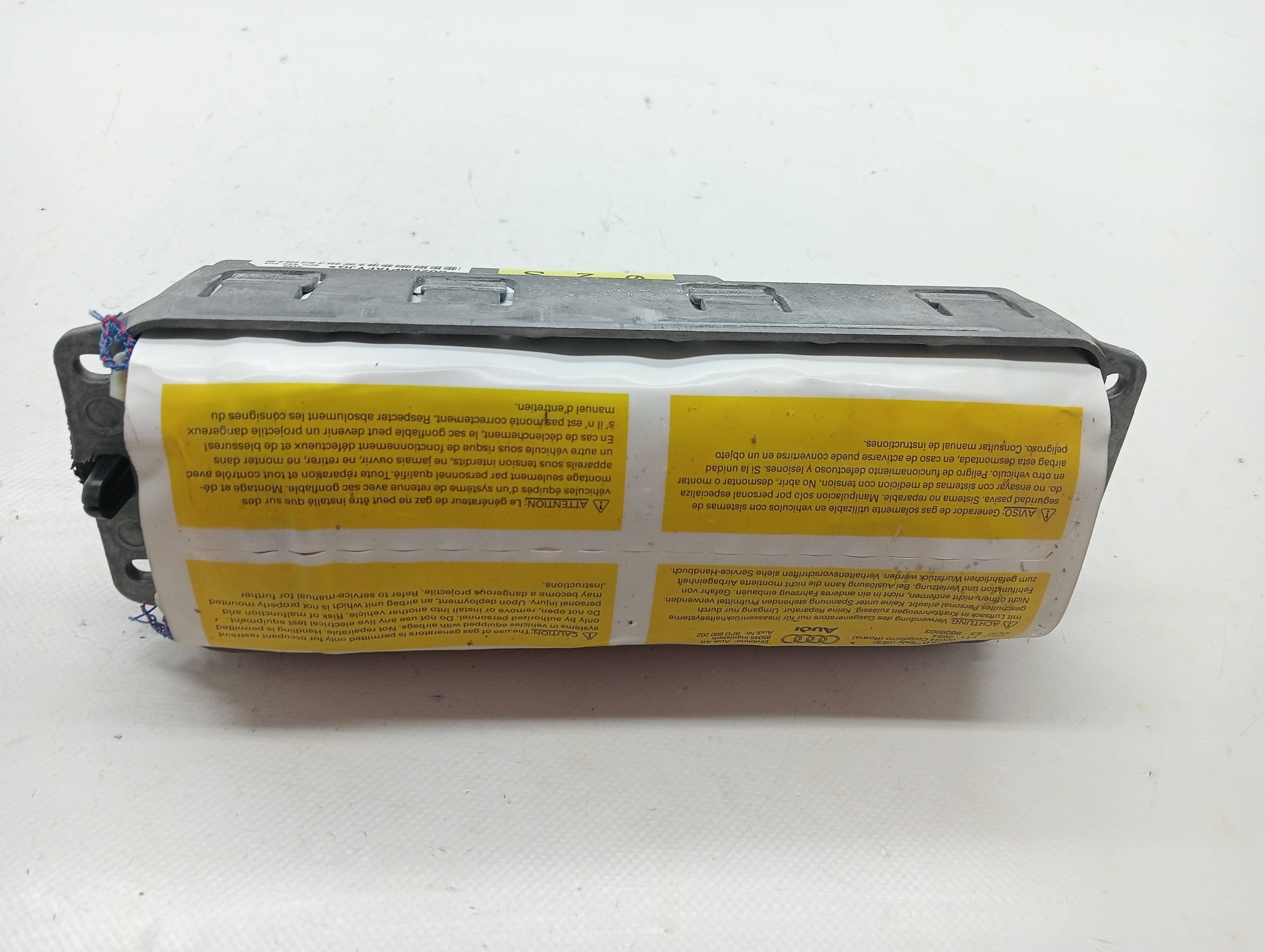 Airbag delantero derecho AUDI A3 (8P) 3