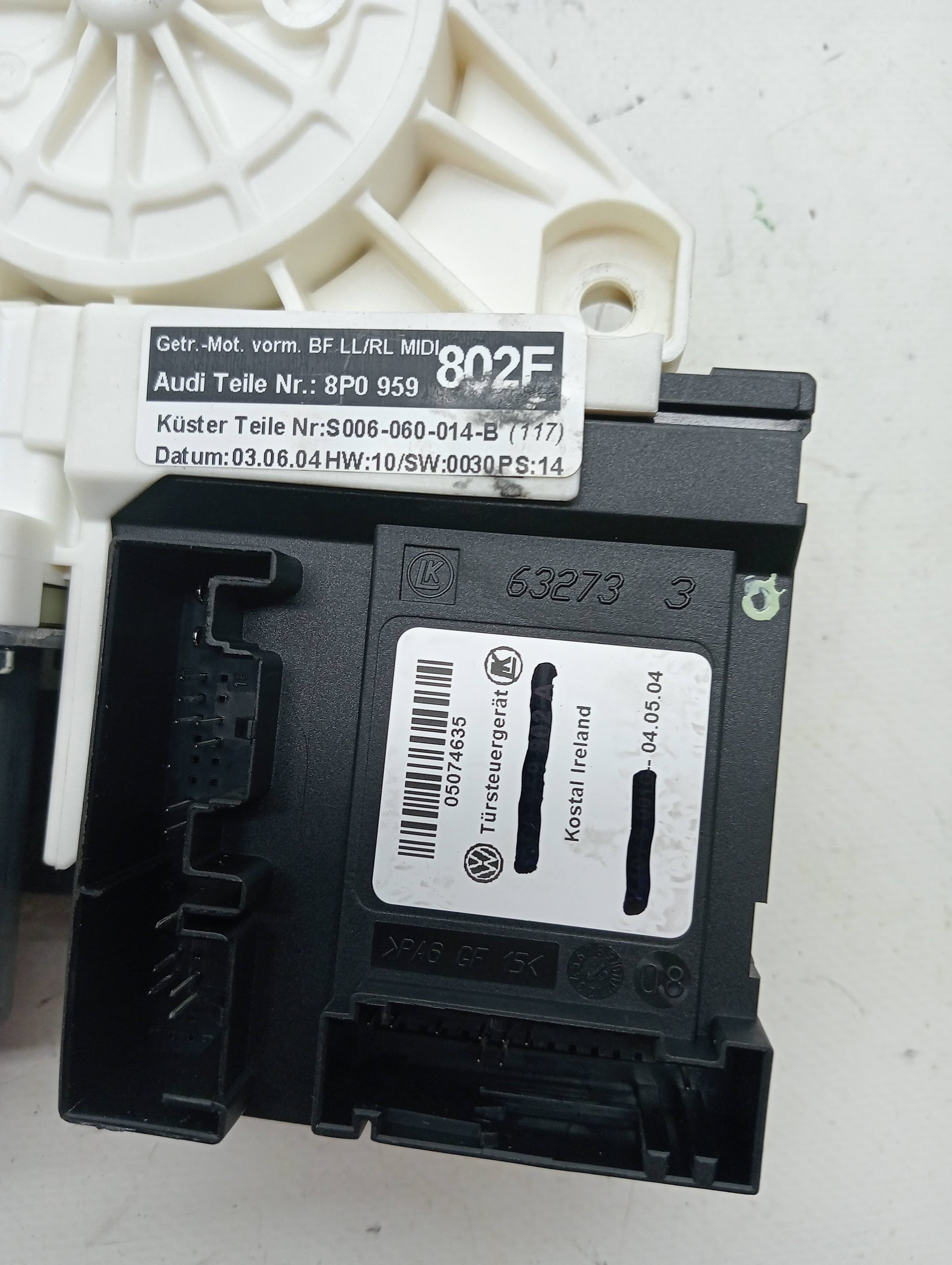 Motor elevalunas delantero derecho AUDI A3 (8P) 2
