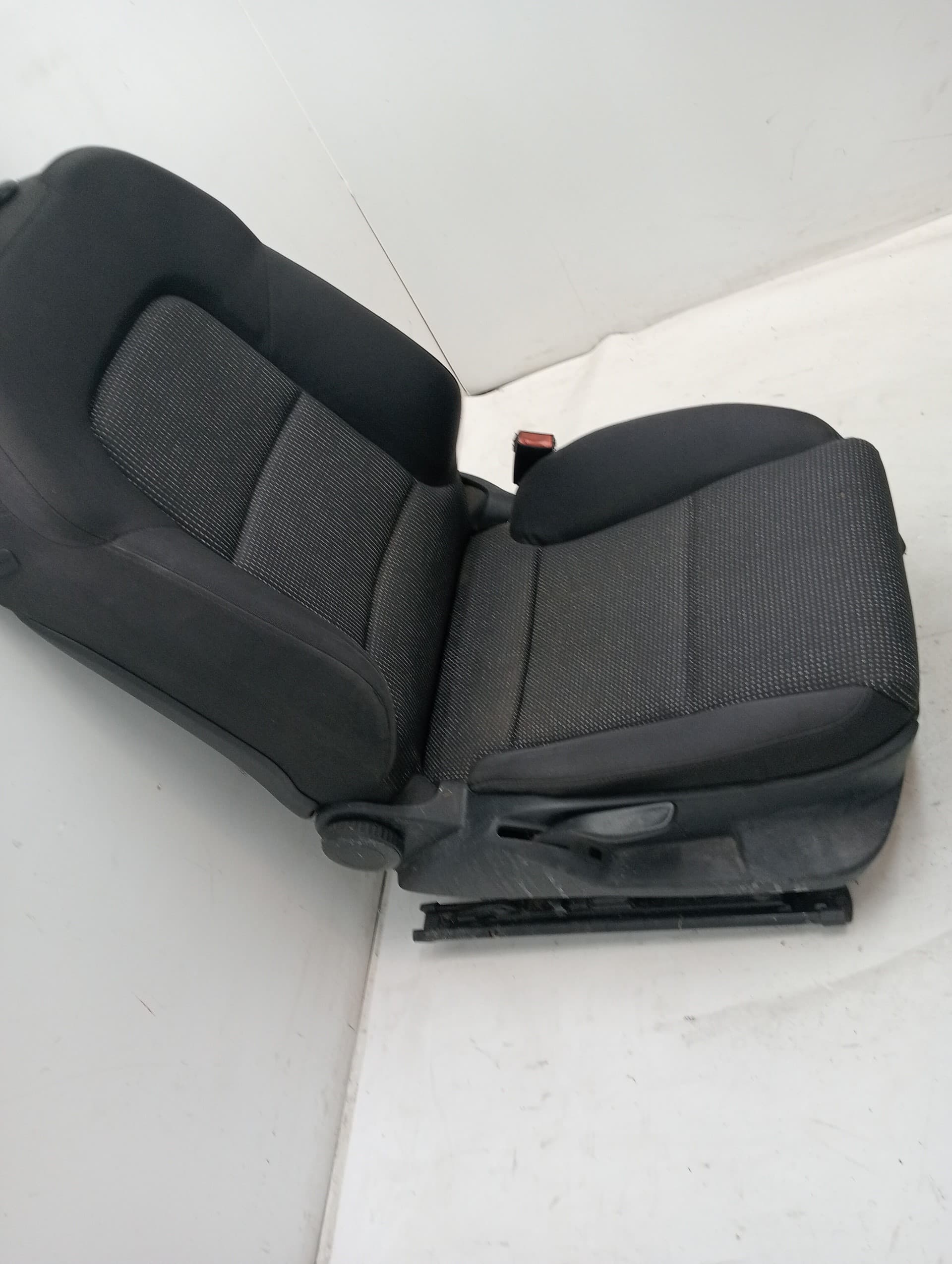 Asiento delantero derecho AUDI A3 (8P) 2