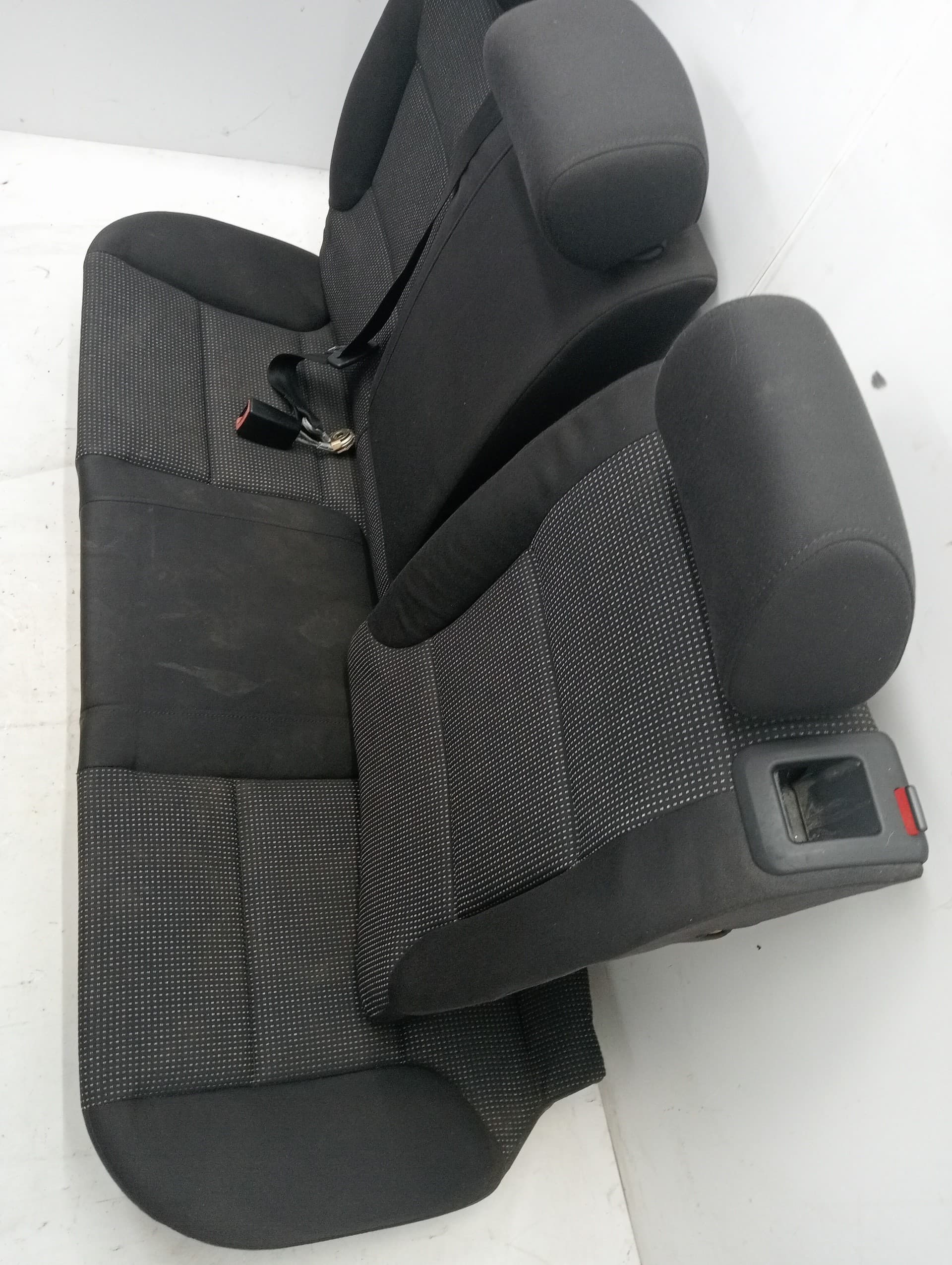 Cerradura asientos traseros AUDI A3 (8P) 2