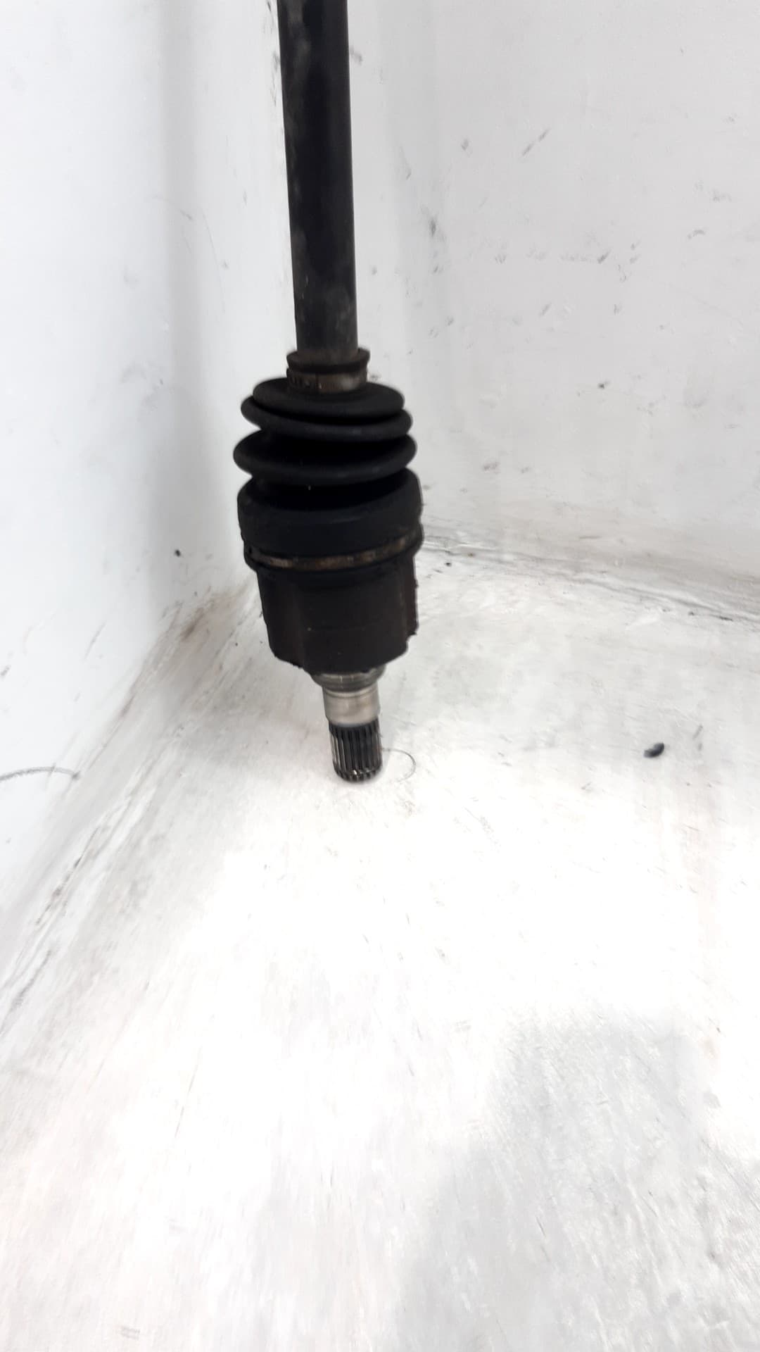 Transmision delantera izquierda SUZUKI SWIFT SF BERLINA (EA) 4