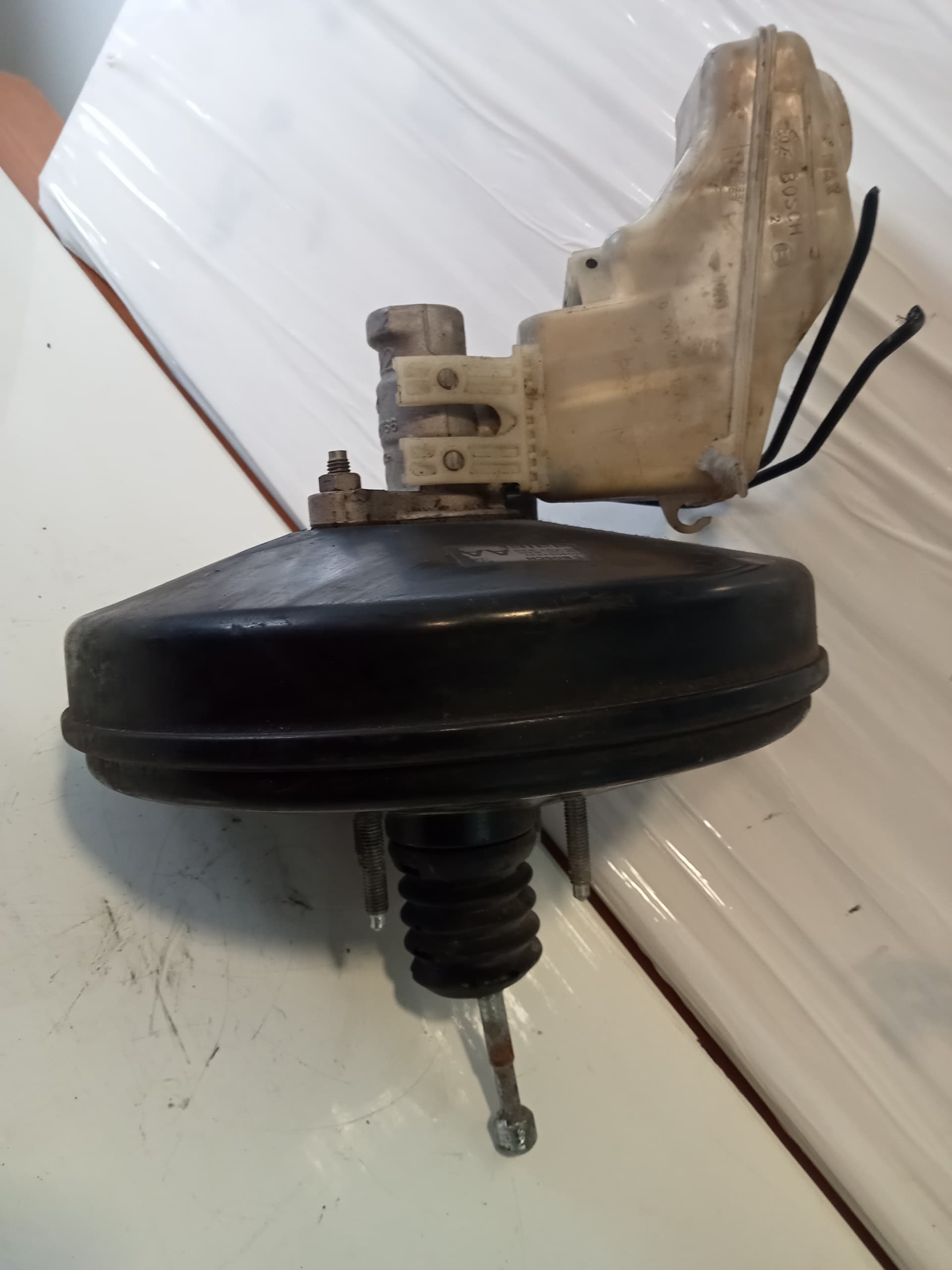 Servofreno OPEL CORSA D 3
