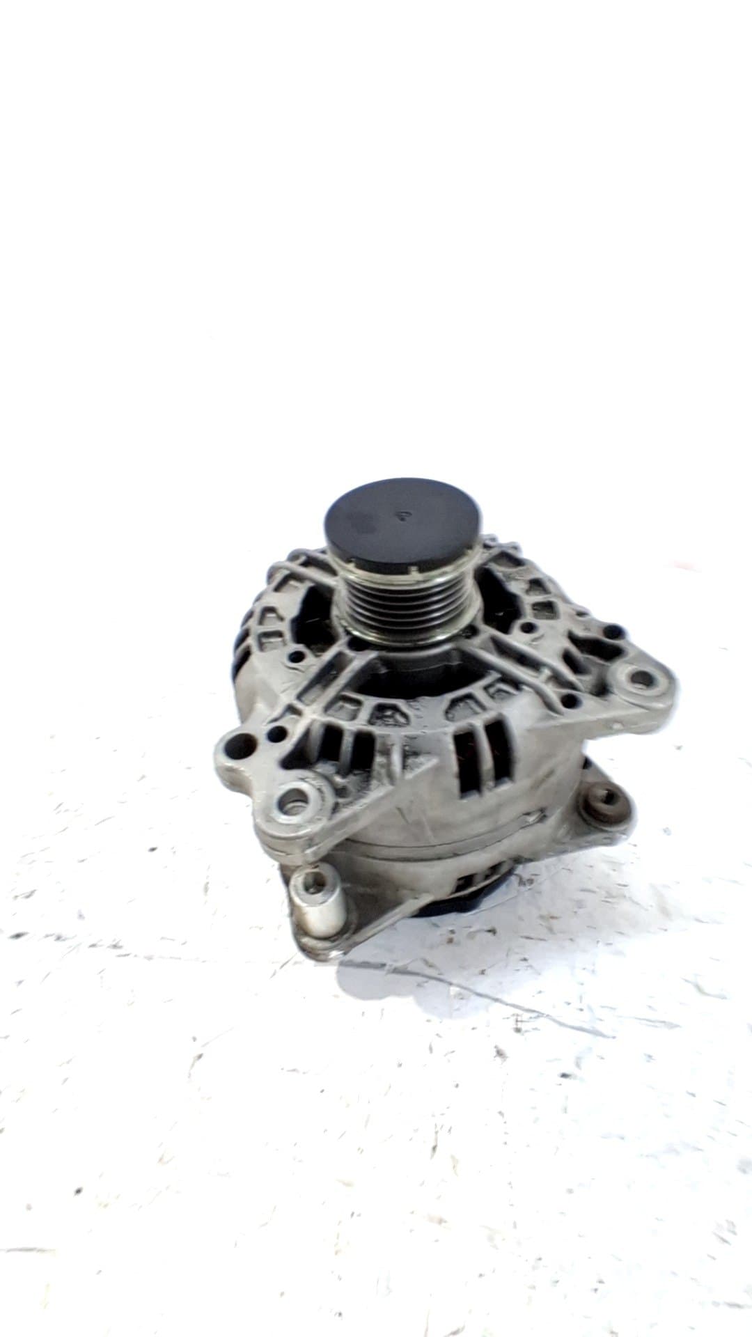 Alternador VOLKSWAGEN TOURAN (1T3) 2