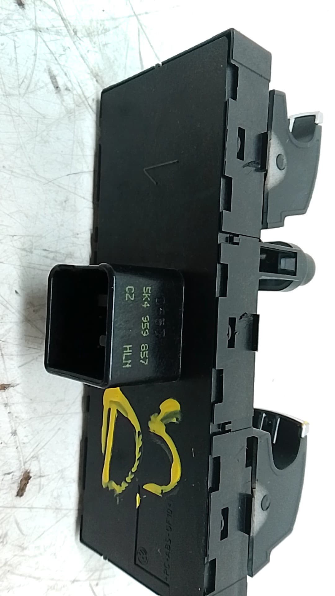 Mando elevalunas delantero izquierdo VOLKSWAGEN TOURAN (1T3) 3
