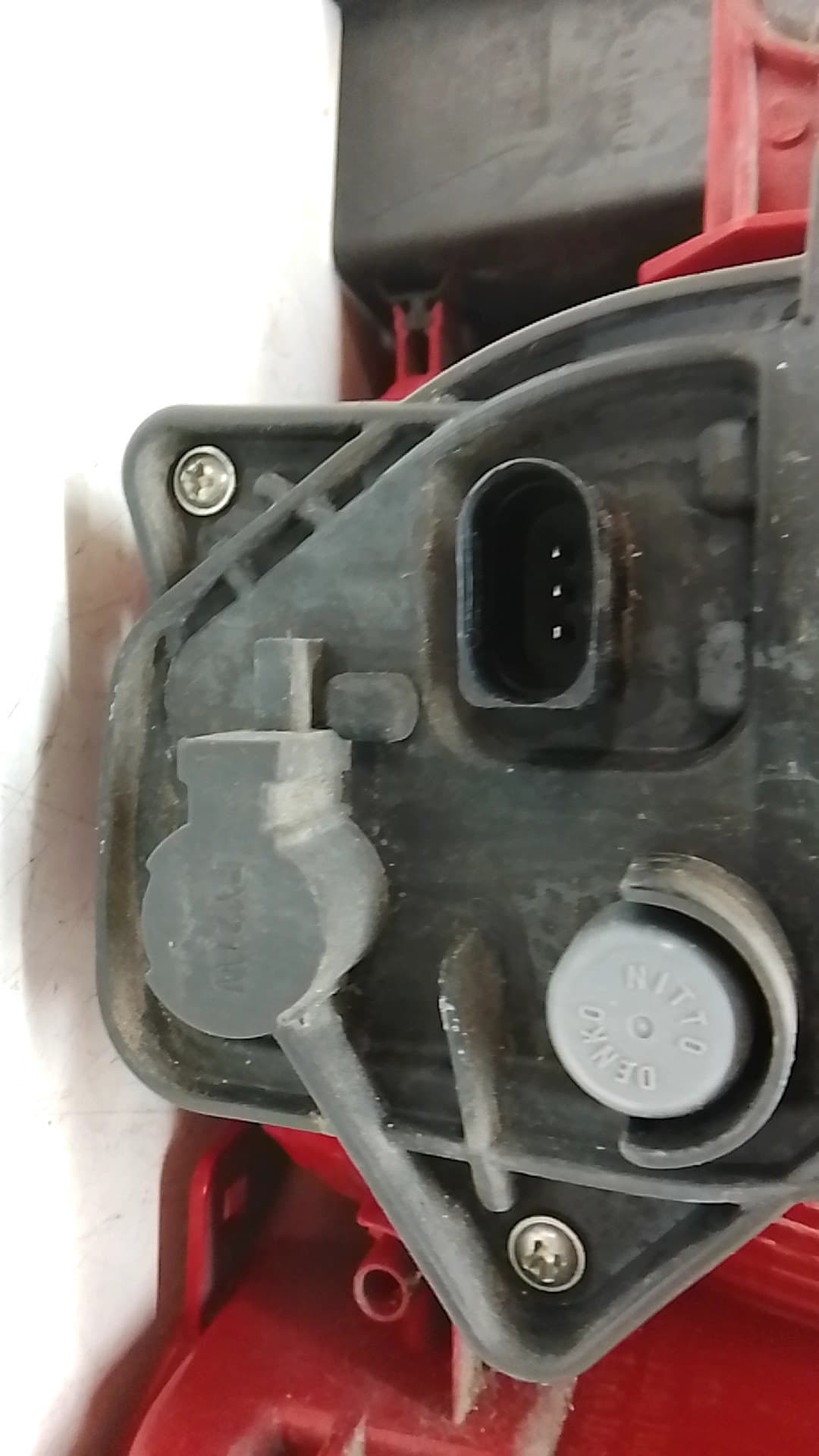 Piloto trasero izquierdo VOLKSWAGEN TOURAN (1T3) 2