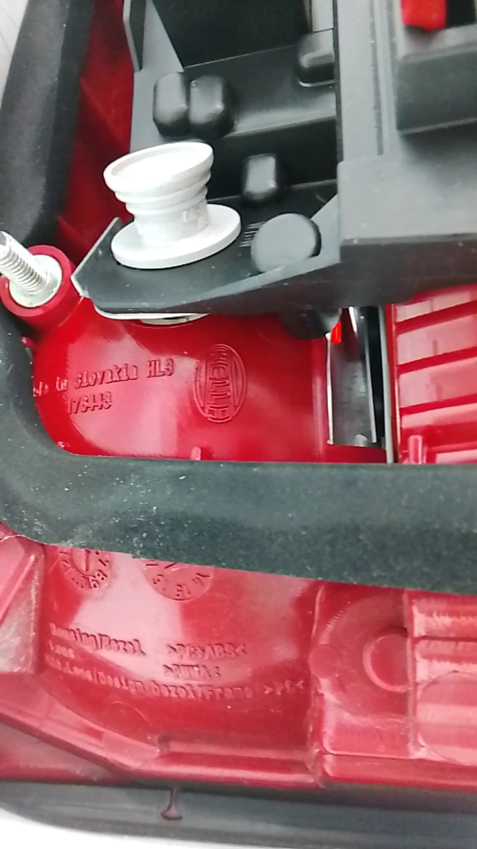 Piloto trasero izquierdo interior VOLKSWAGEN TOURAN (1T3) 2