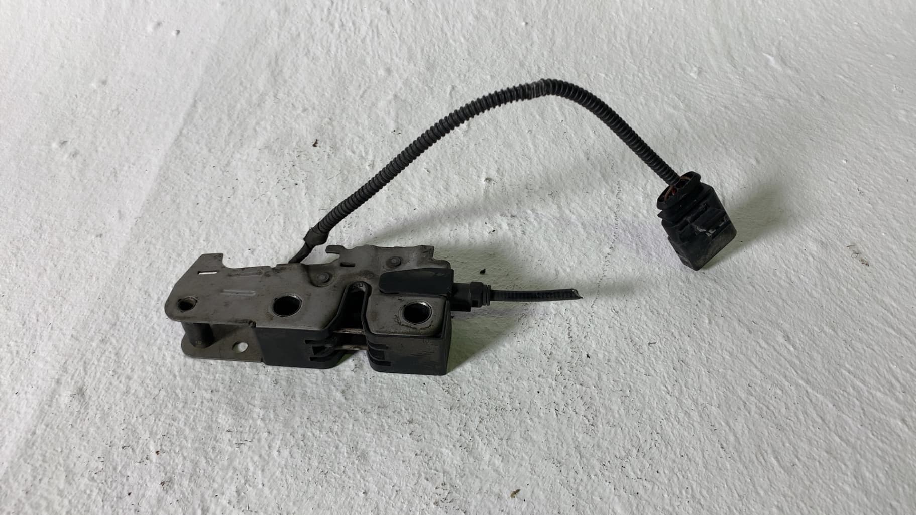 Cerradura capot PORSCHE CAYENNE (TYP 92AA) 2
