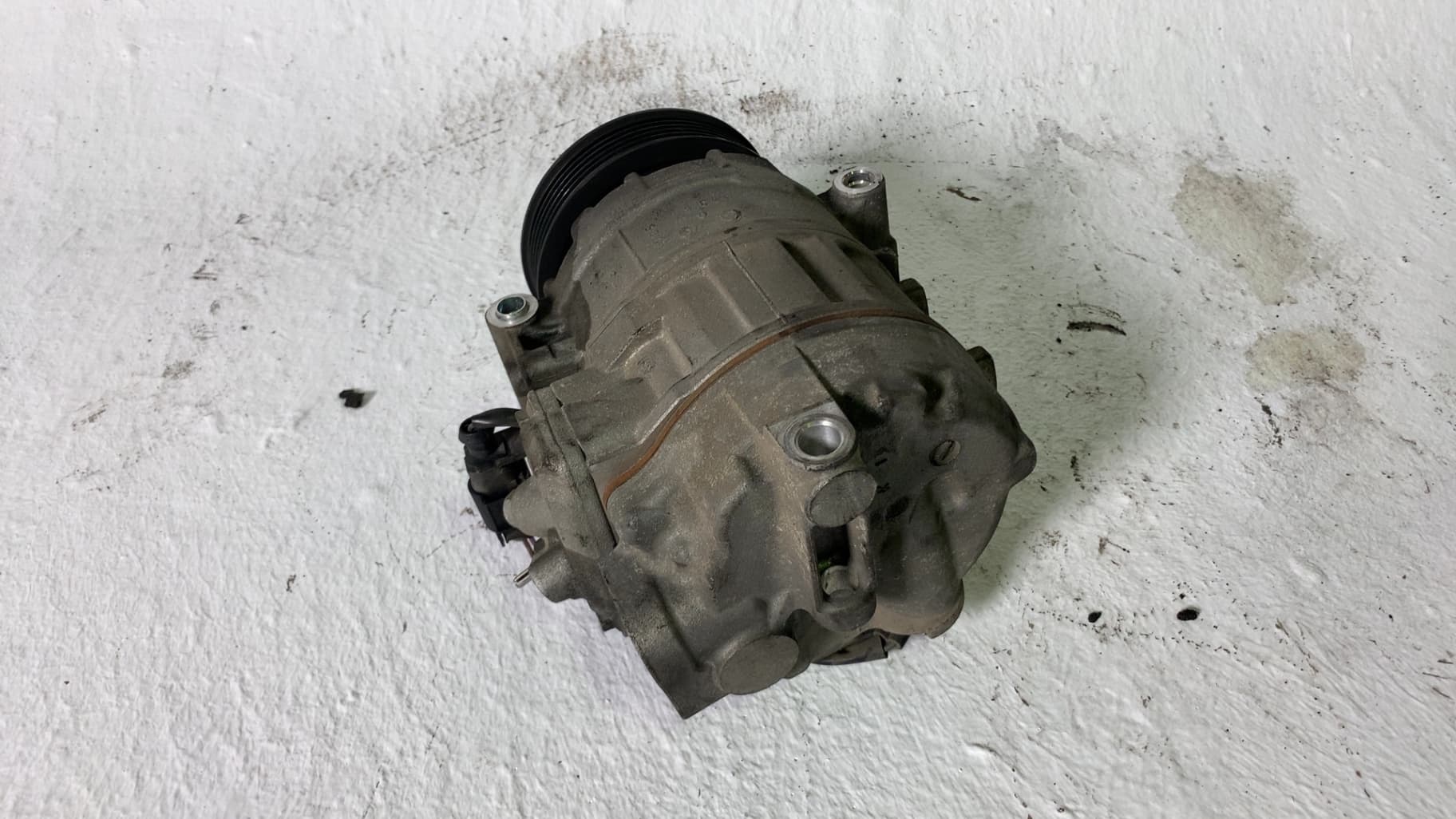 Recambio PORSCHE CAYENNE (TYP 92AA) ref. 95812601301 2