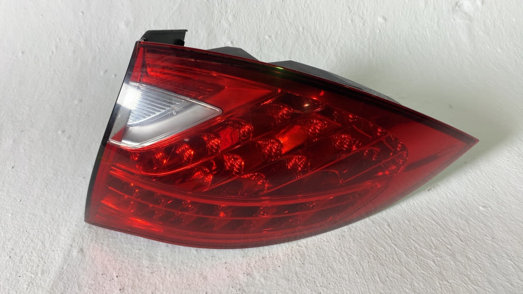 Piloto trasero derecho PORSCHE CAYENNE (TYP 92AA)