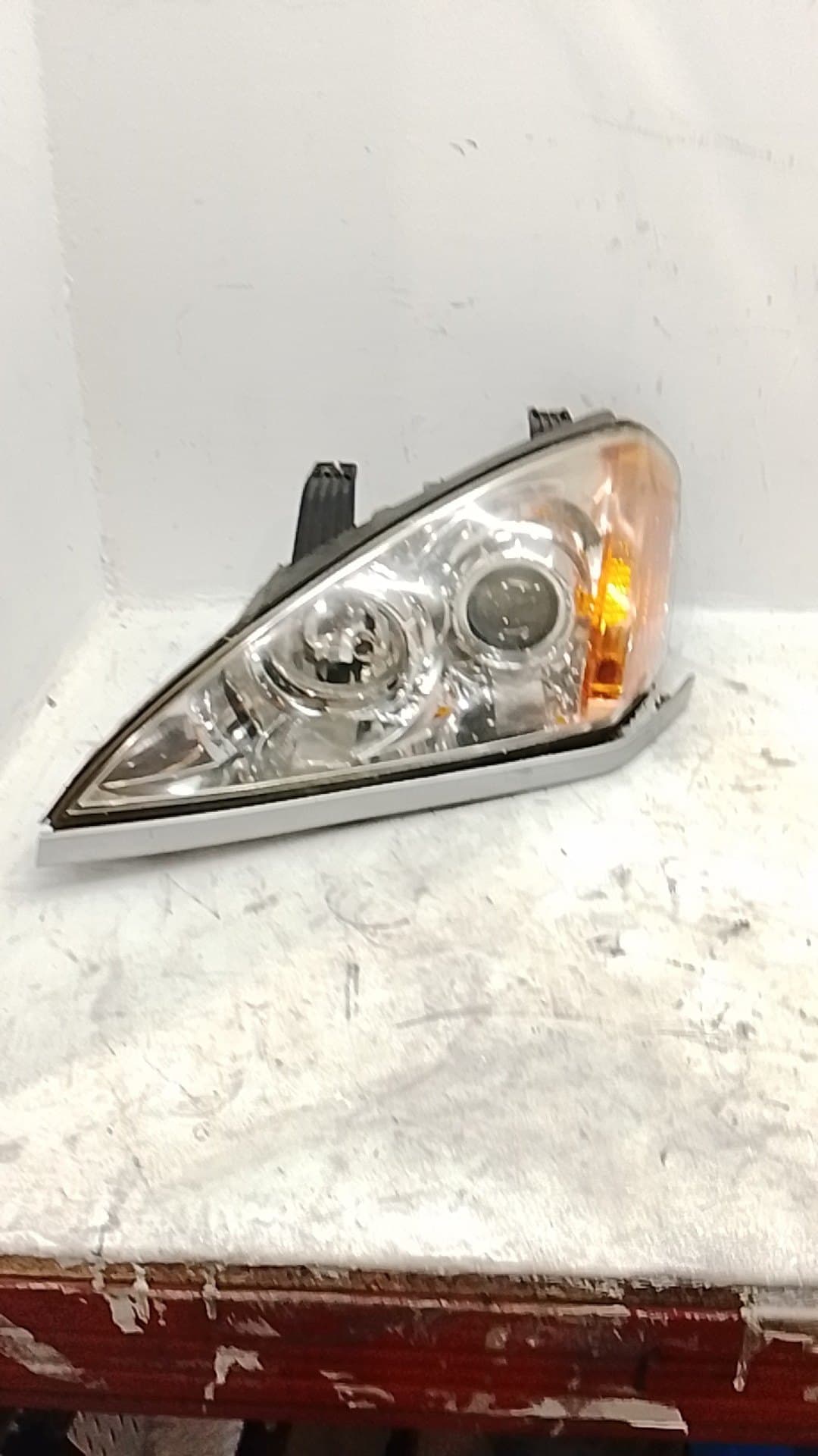 Faro izquierdo SSANGYONG KYRON
