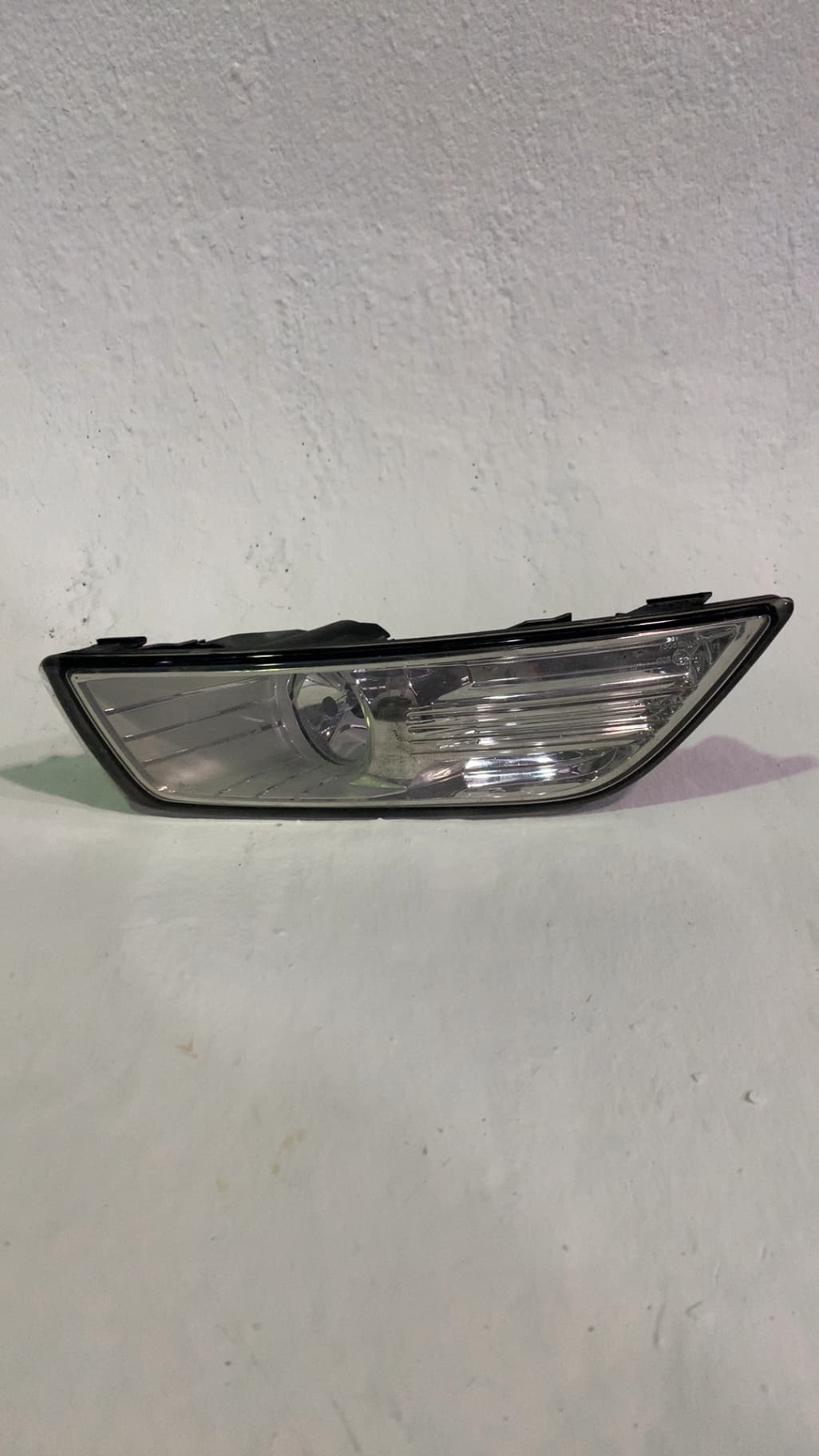 Faro antiniebla izquierdo FORD MONDEO IV SEDAN (BA7)