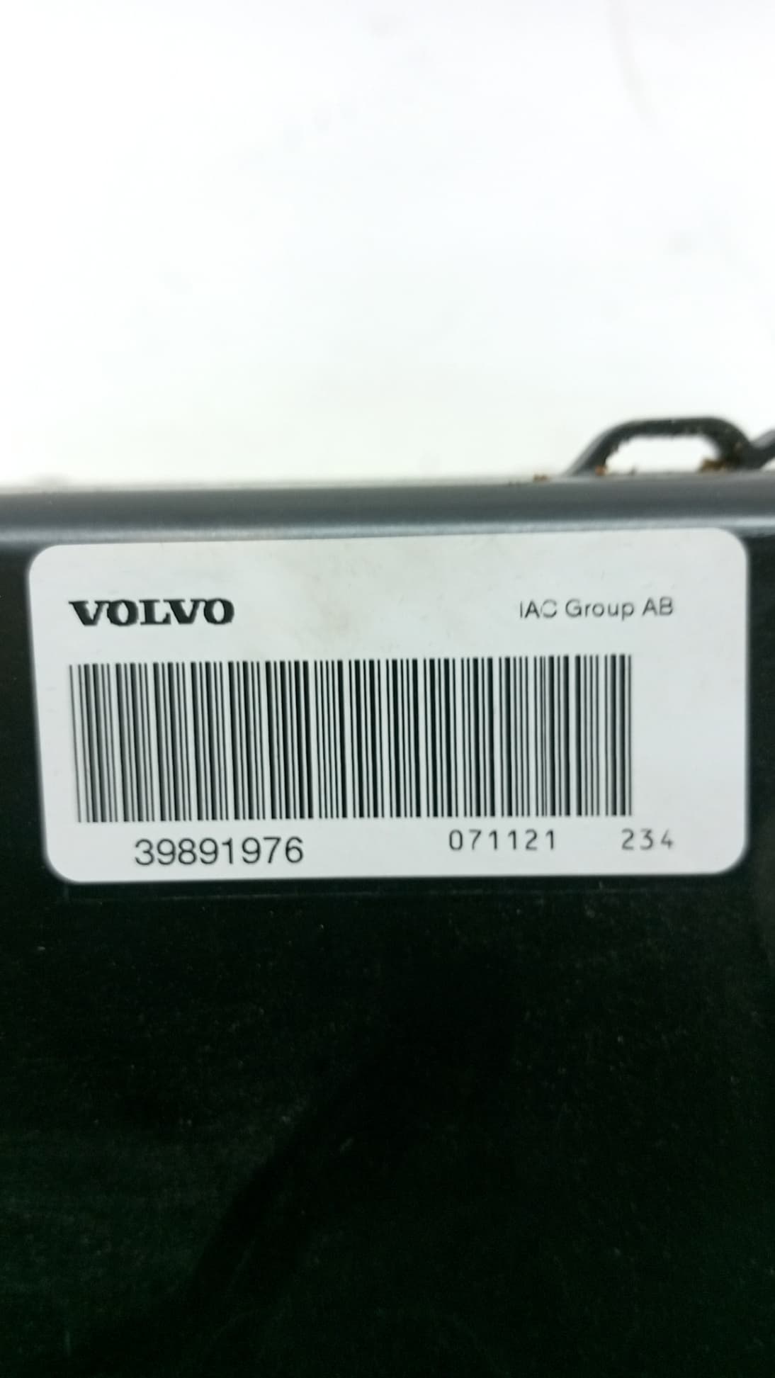 Guantera VOLVO XC70 II (136) 2