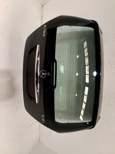 Porton trasero MERCEDES-BENZ CLASE A (W169) 3