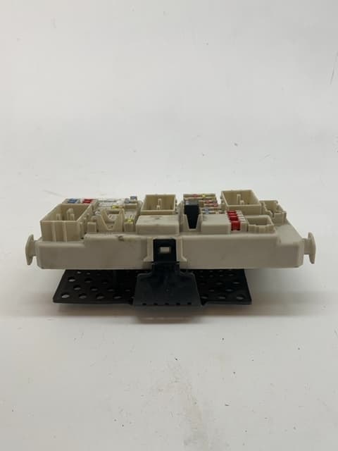 Caja reles / fusibles FORD FOCUS 2