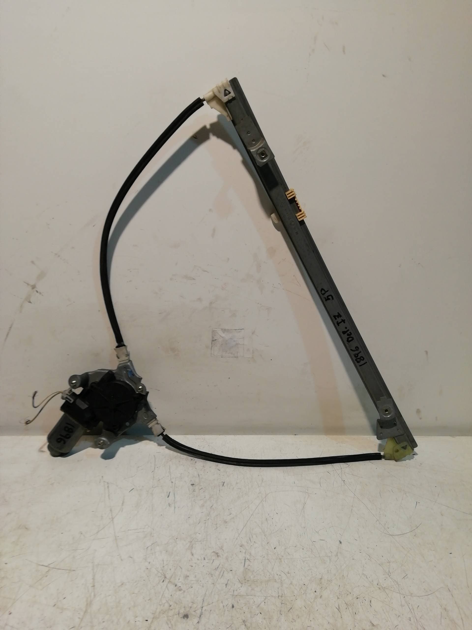 Elevalunas delantero izquierdo RENAULT SCENIC II 4
