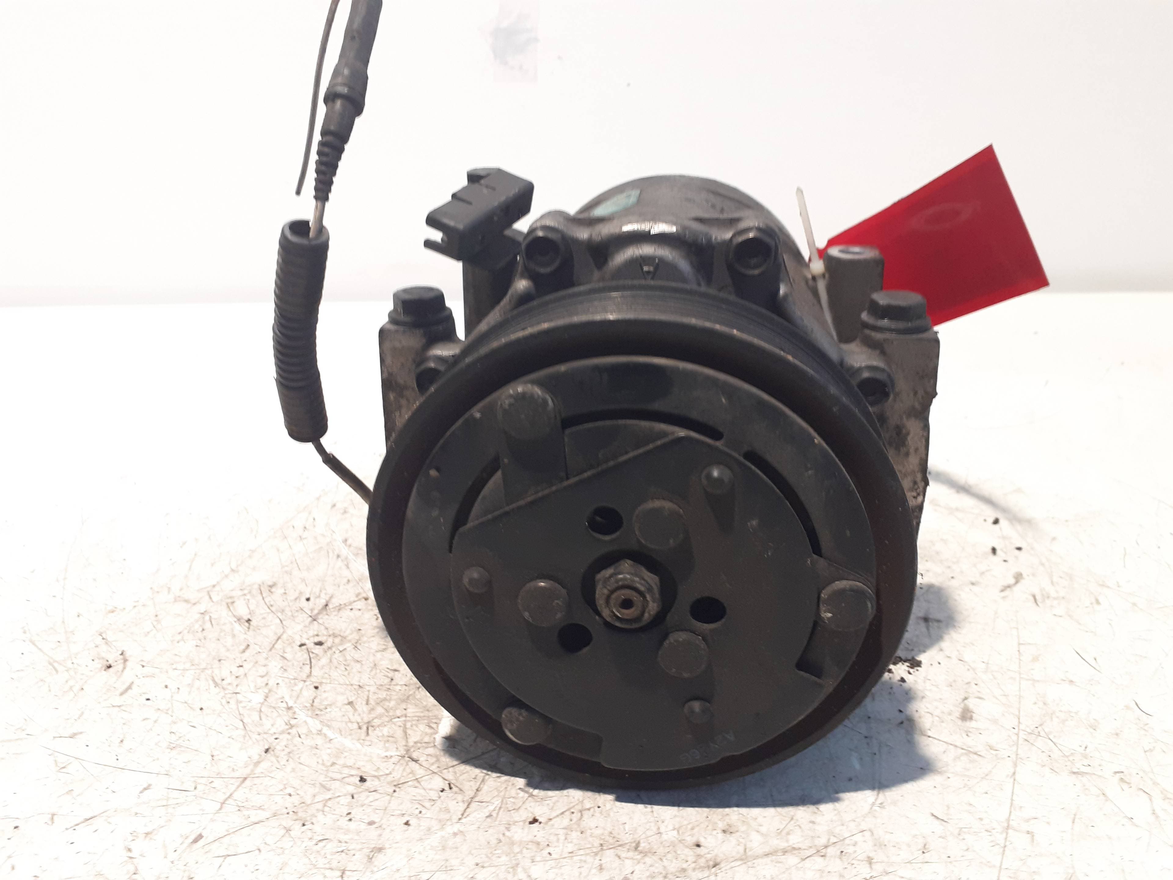 Recambio RENAULT SCENIC II ref. 7700866828