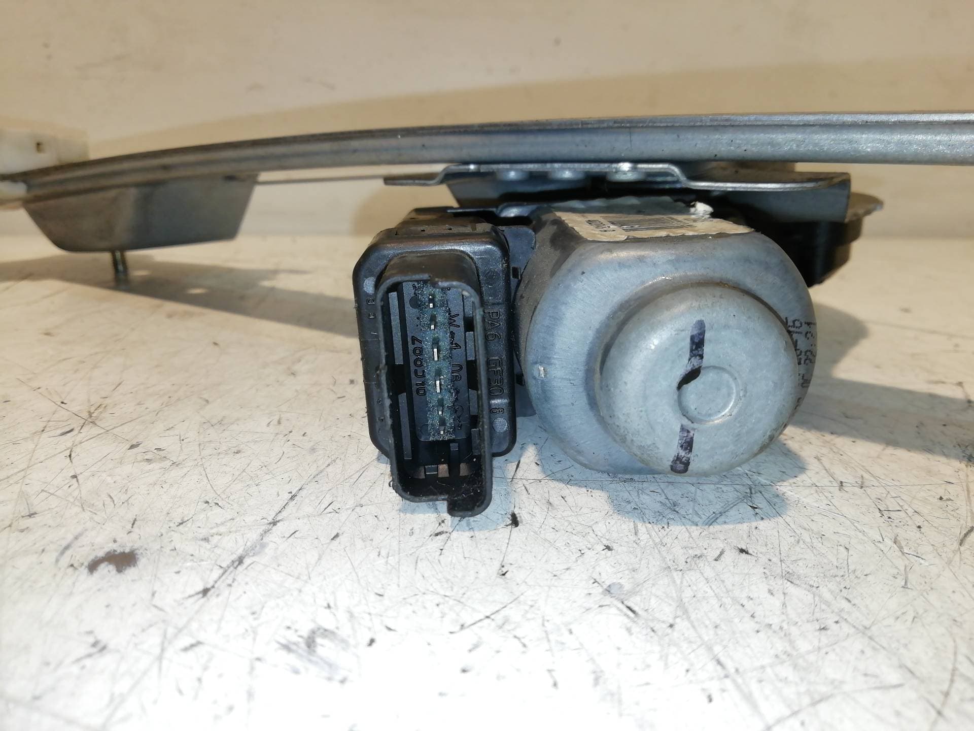 Elevalunas trasero derecho RENAULT SCENIC II 5