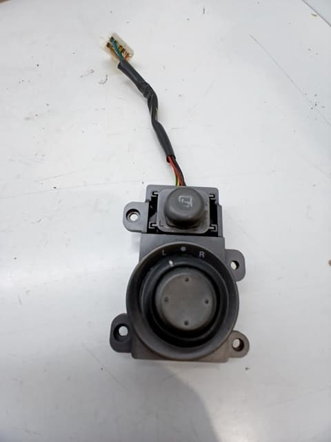 Mando retrovisor SSANGYONG RODIUS 3
