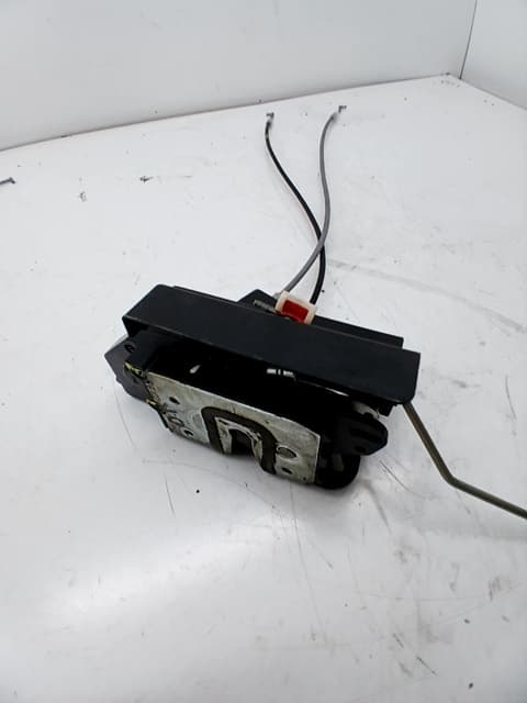 Cerradura puerta delantera derecha SSANGYONG RODIUS 3