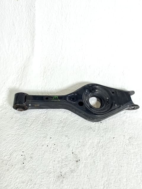 Brazo suspension inferior trasero izquierdo KIA SPORTAGE III (SL) 2