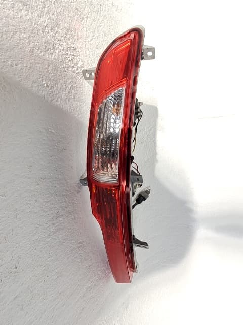 Faro antiniebla trasero derecho KIA SPORTAGE III (SL)