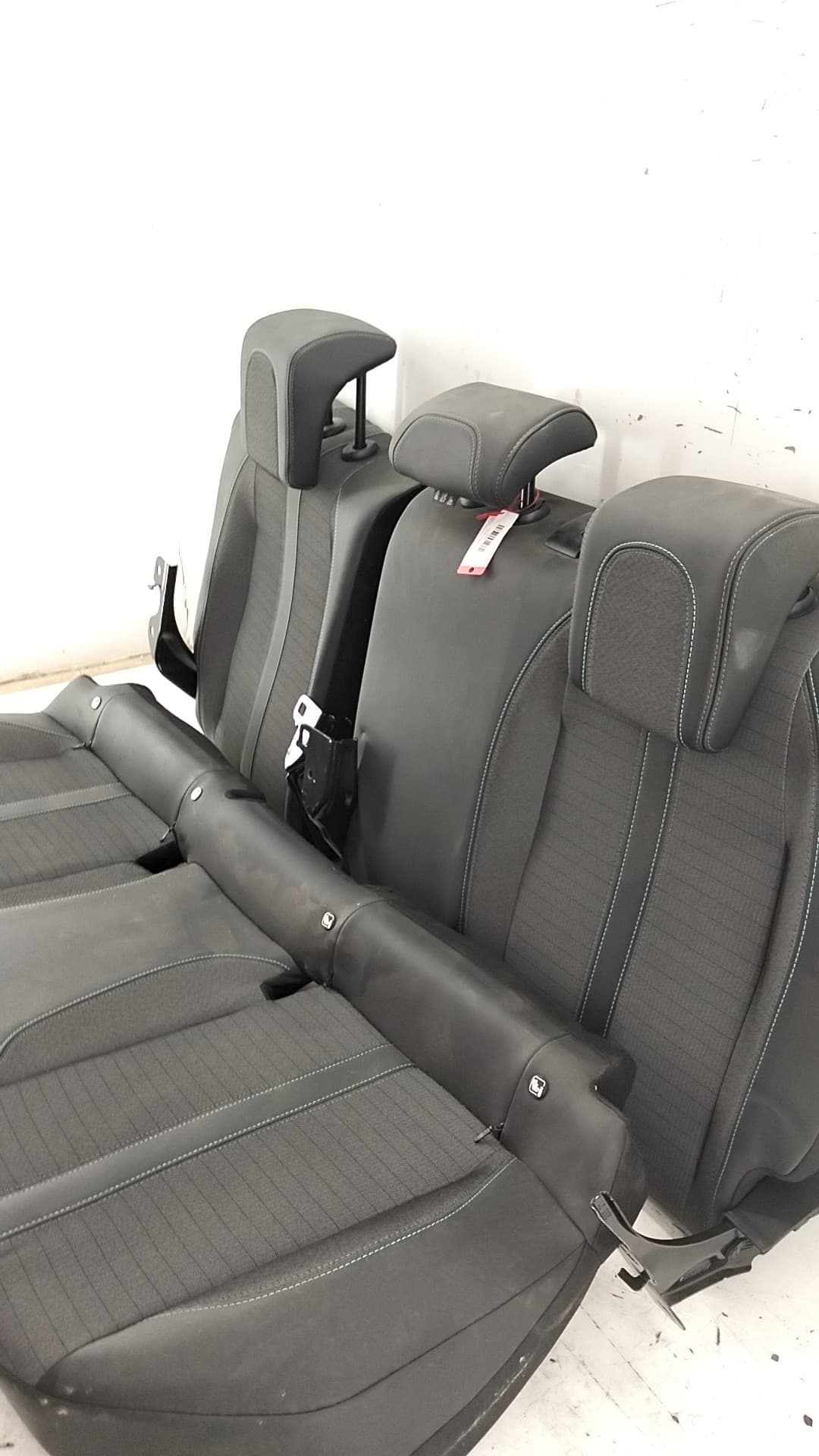 Cerradura asientos traseros PEUGEOT 2008 (P1) 4