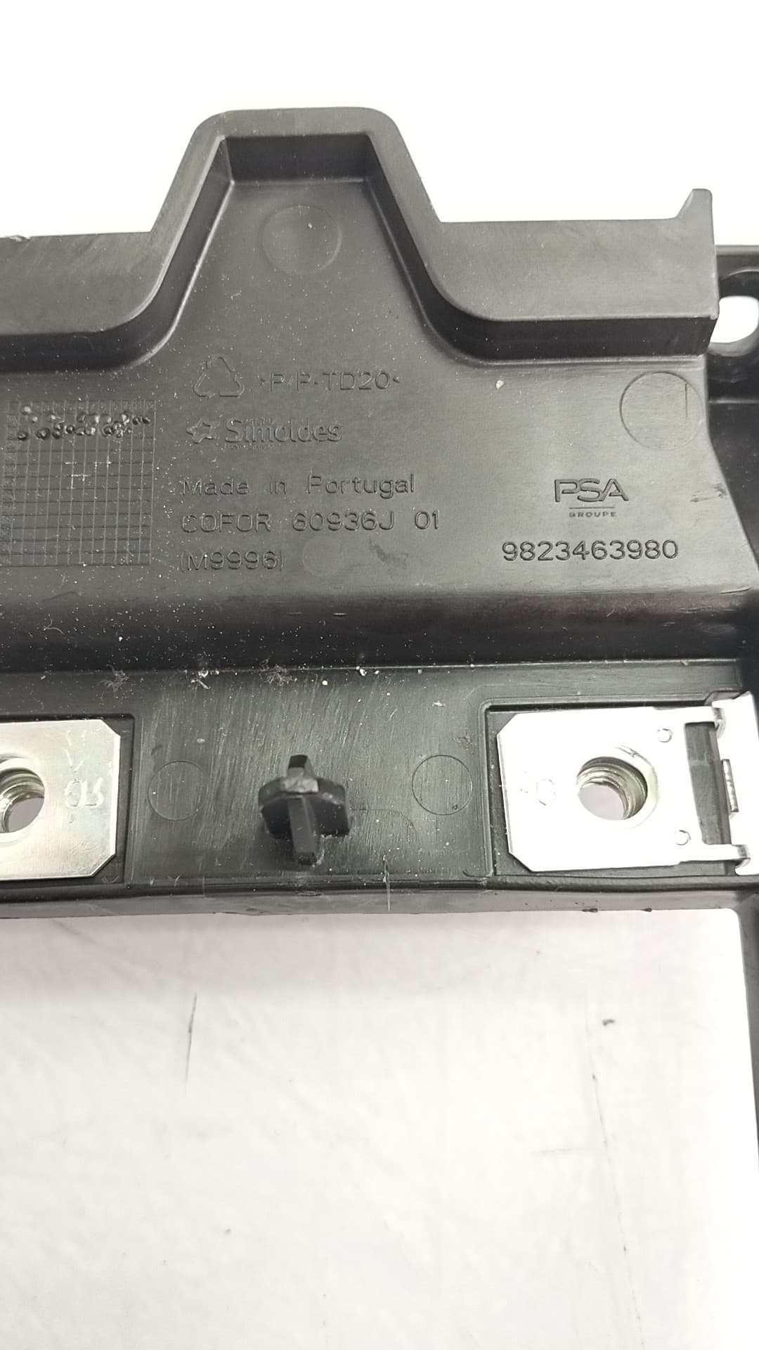 Plastico PEUGEOT 2008 (P1) 2