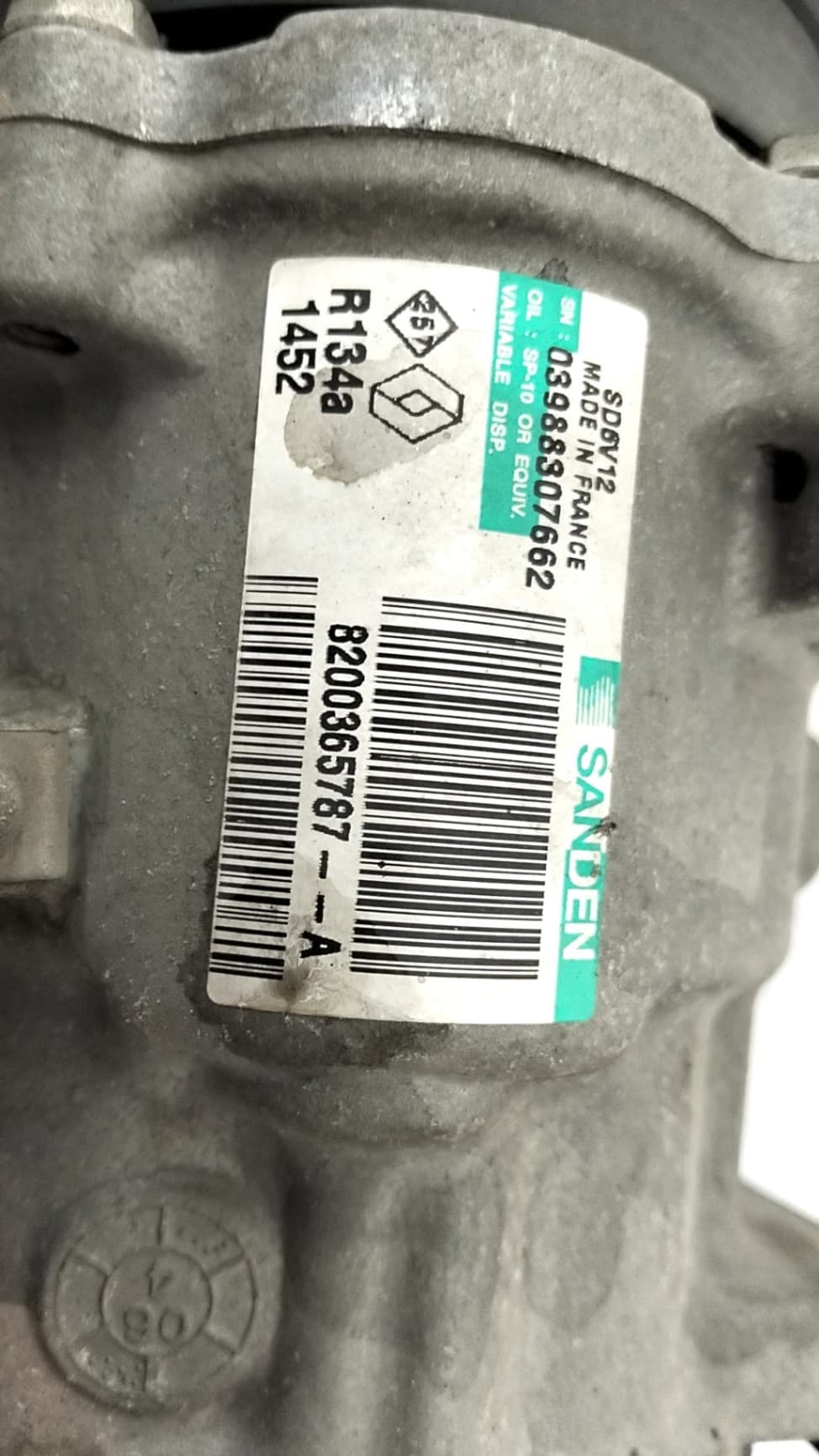 Recambio RENAULT CLIO III ref. 8200953359 2