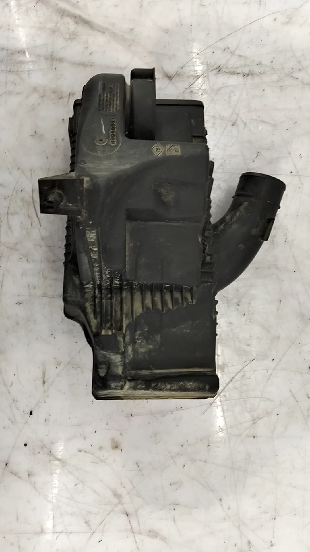 Caja filtro aire RENAULT CLIO III 4
