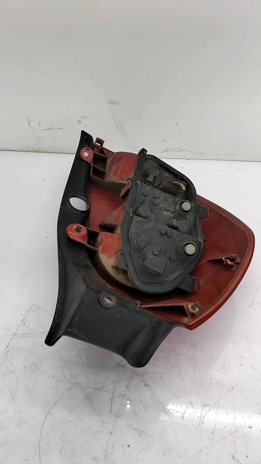Piloto trasero derecho RENAULT CLIO III 3