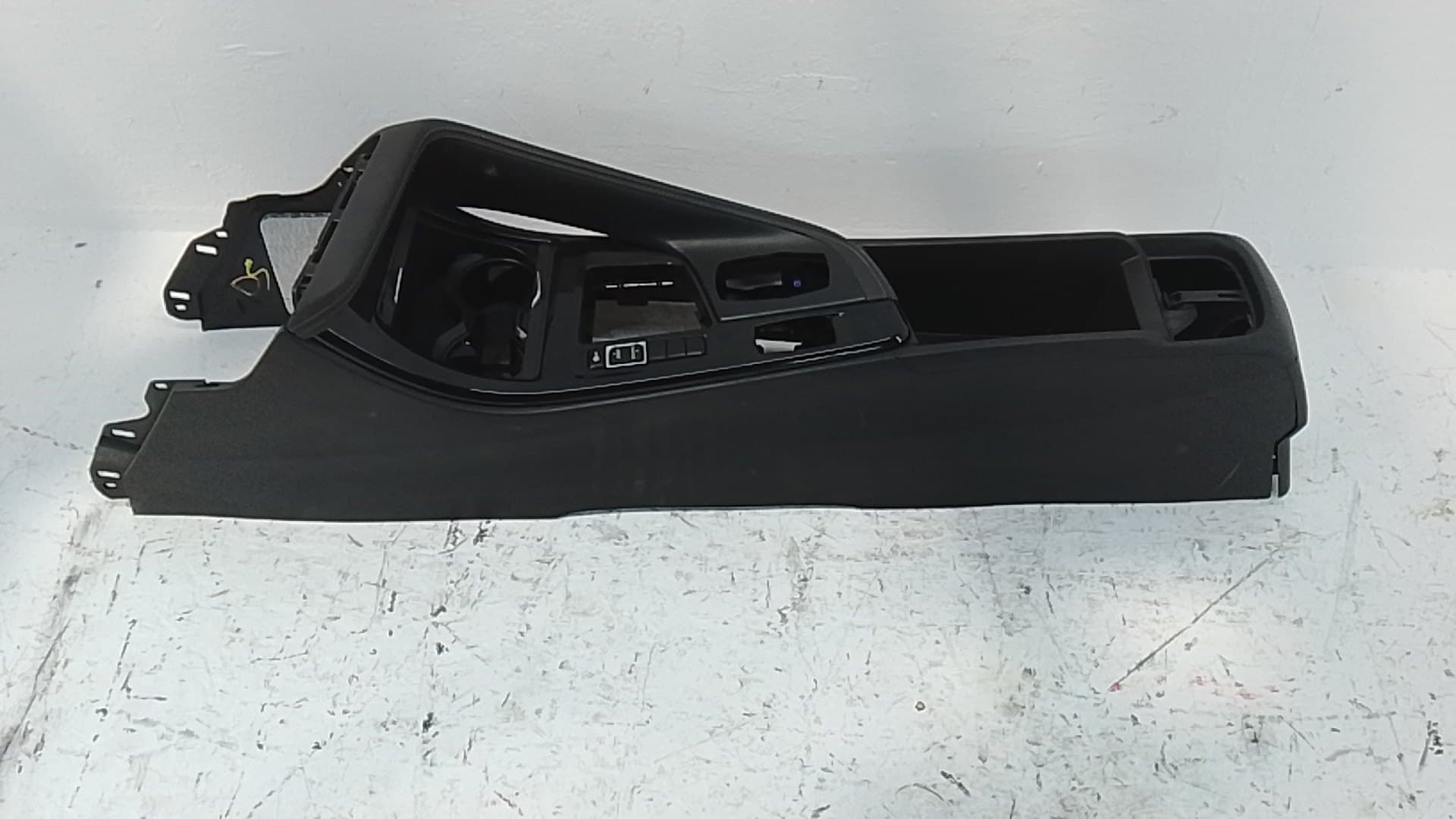 Consola central BMW SERIE X1 (F48) 4