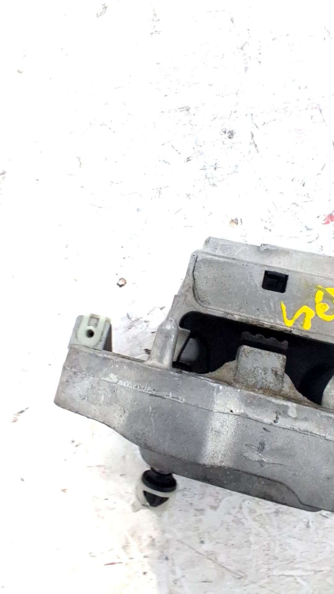 Soporte motor BMW SERIE X1 (F48) 2