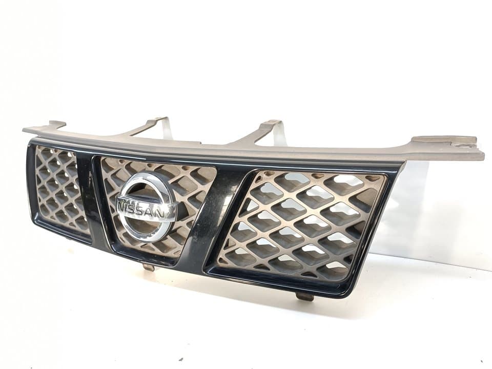 Rejilla delantera NISSAN X-TRAIL (T30) 4
