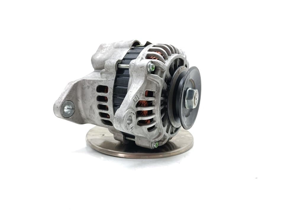 Alternador NISSAN X-TRAIL (T30)