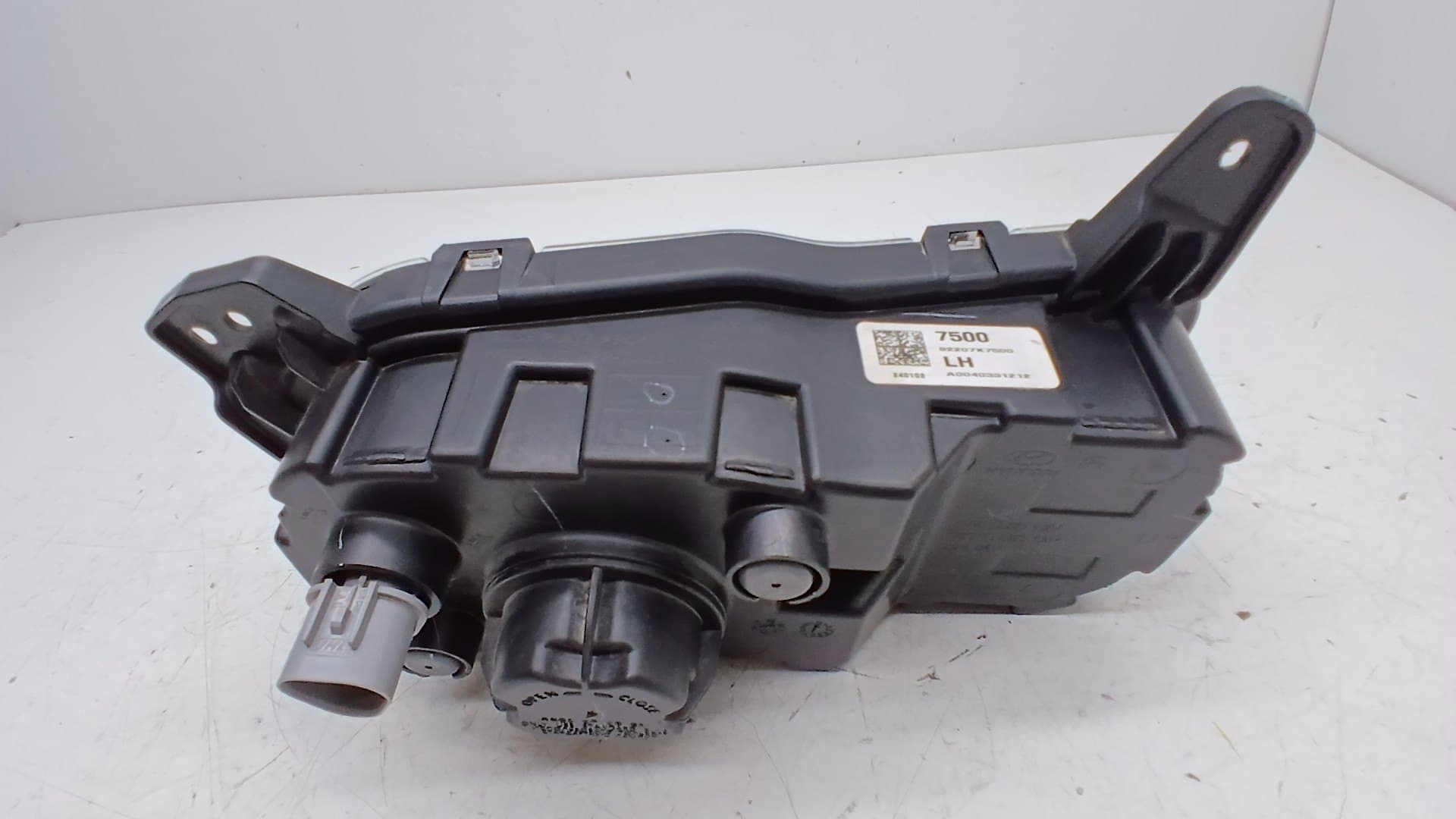 Faro antiniebla izquierdo HYUNDAI I10 (AC3) 4