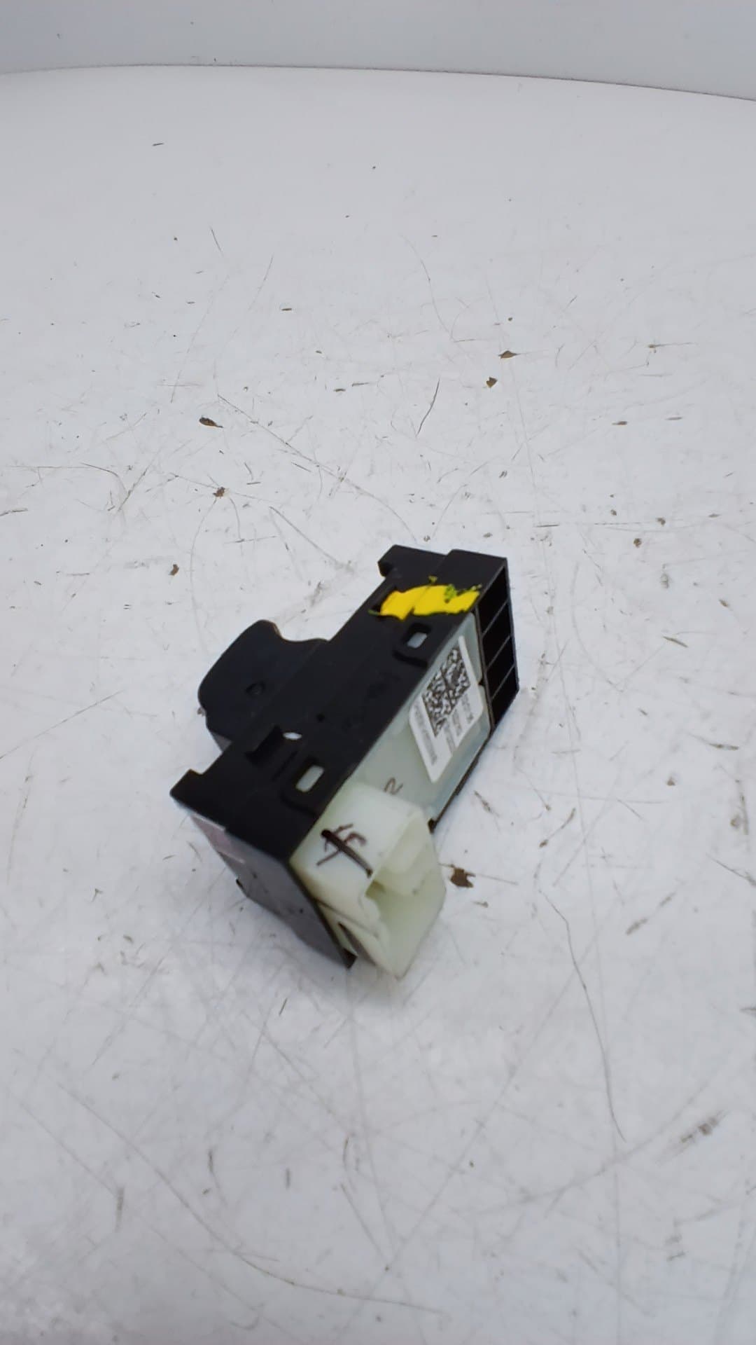 Mando elevalunas delantero derecho HYUNDAI I10 (AC3) 3