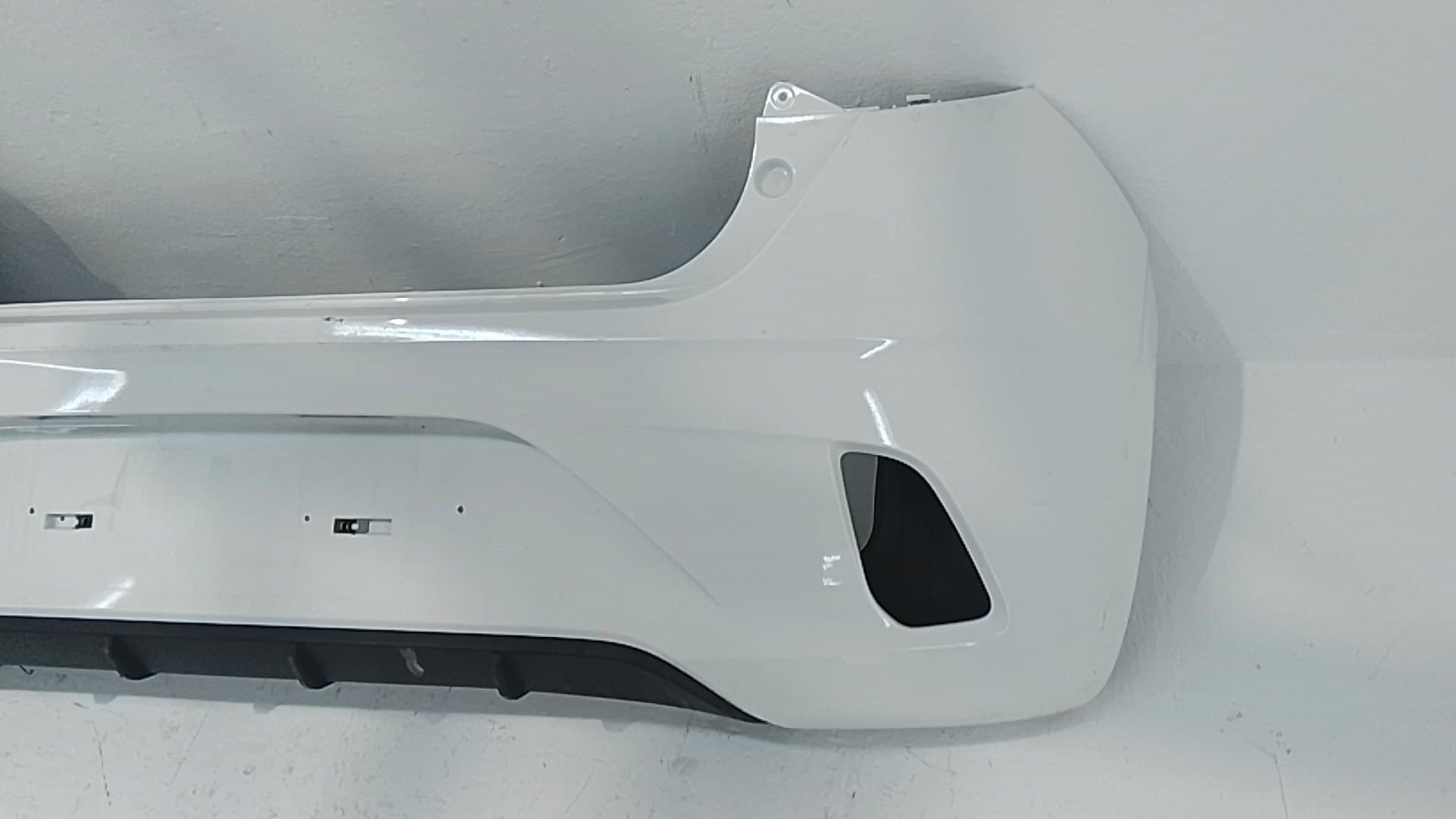 Paragolpes trasero HYUNDAI I10 (AC3) 4