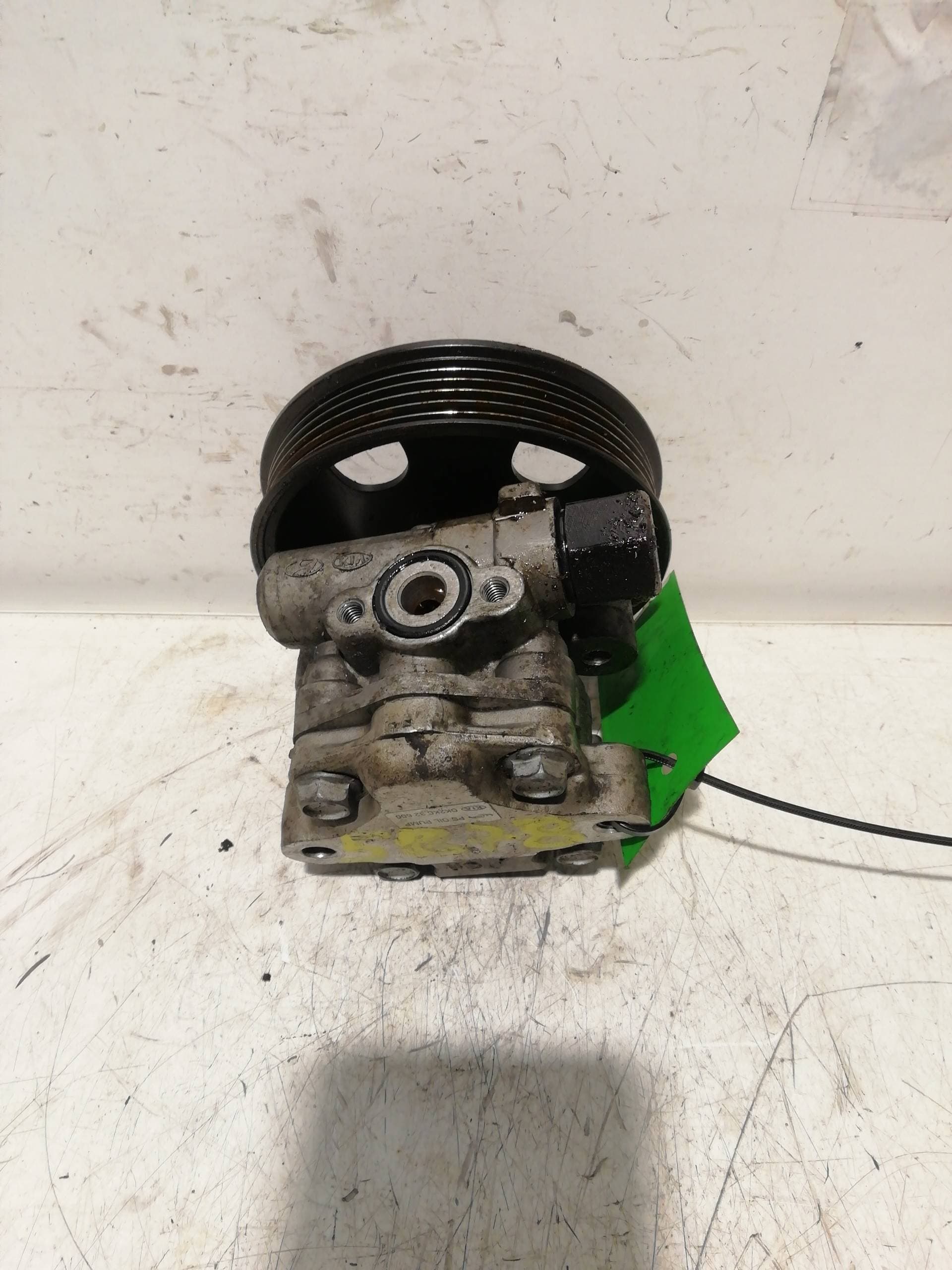 Bomba direccion KIA CARENS 5