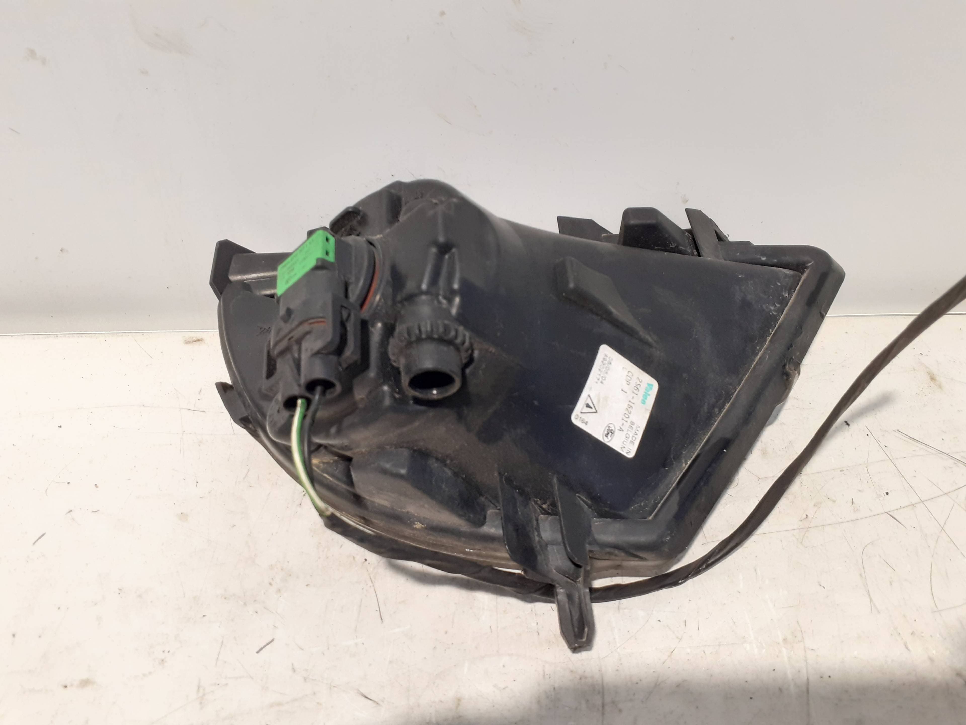 Faro antiniebla izquierdo FORD FIESTA (CBK) 3