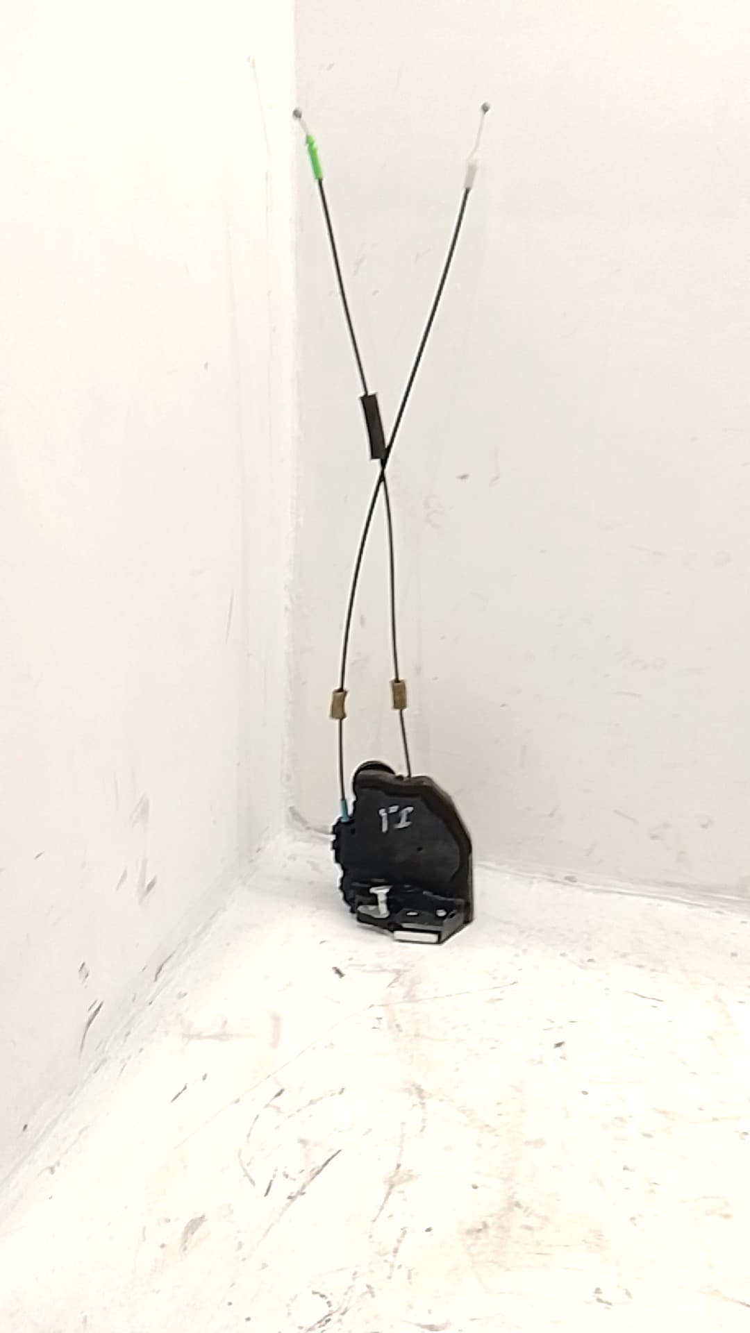 Cerradura puerta lateral izquierda TOYOTA RAV 4