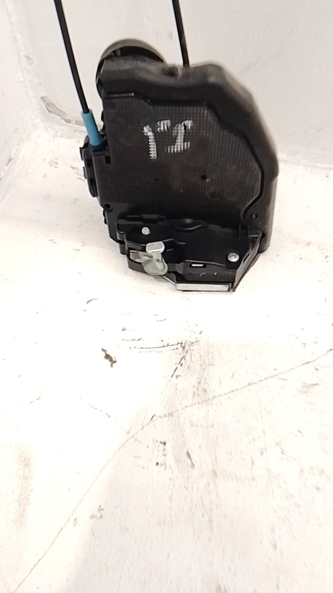 Cerradura puerta lateral izquierda TOYOTA RAV 4 3