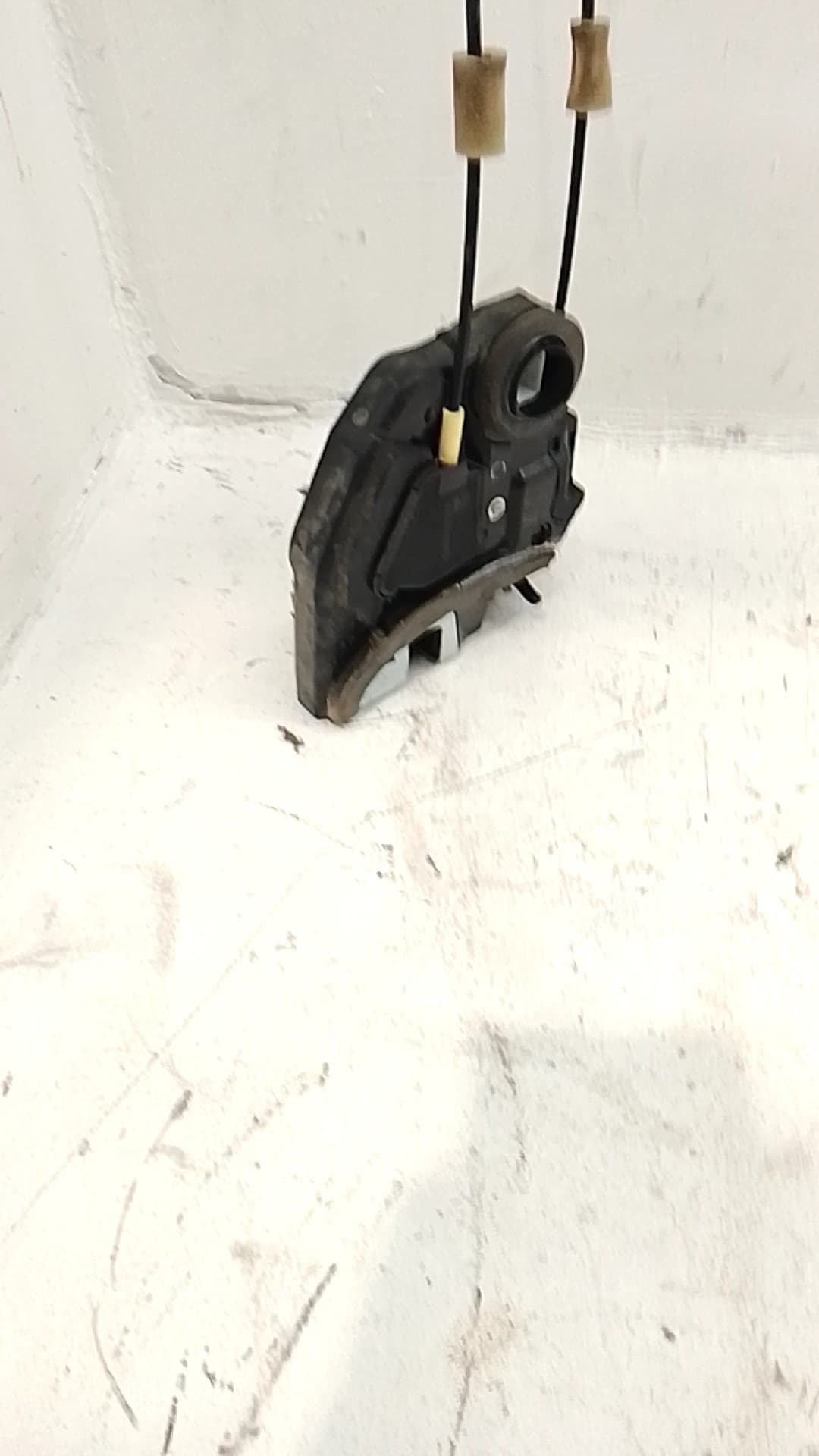 Cerradura puerta lateral izquierda TOYOTA RAV 4 2