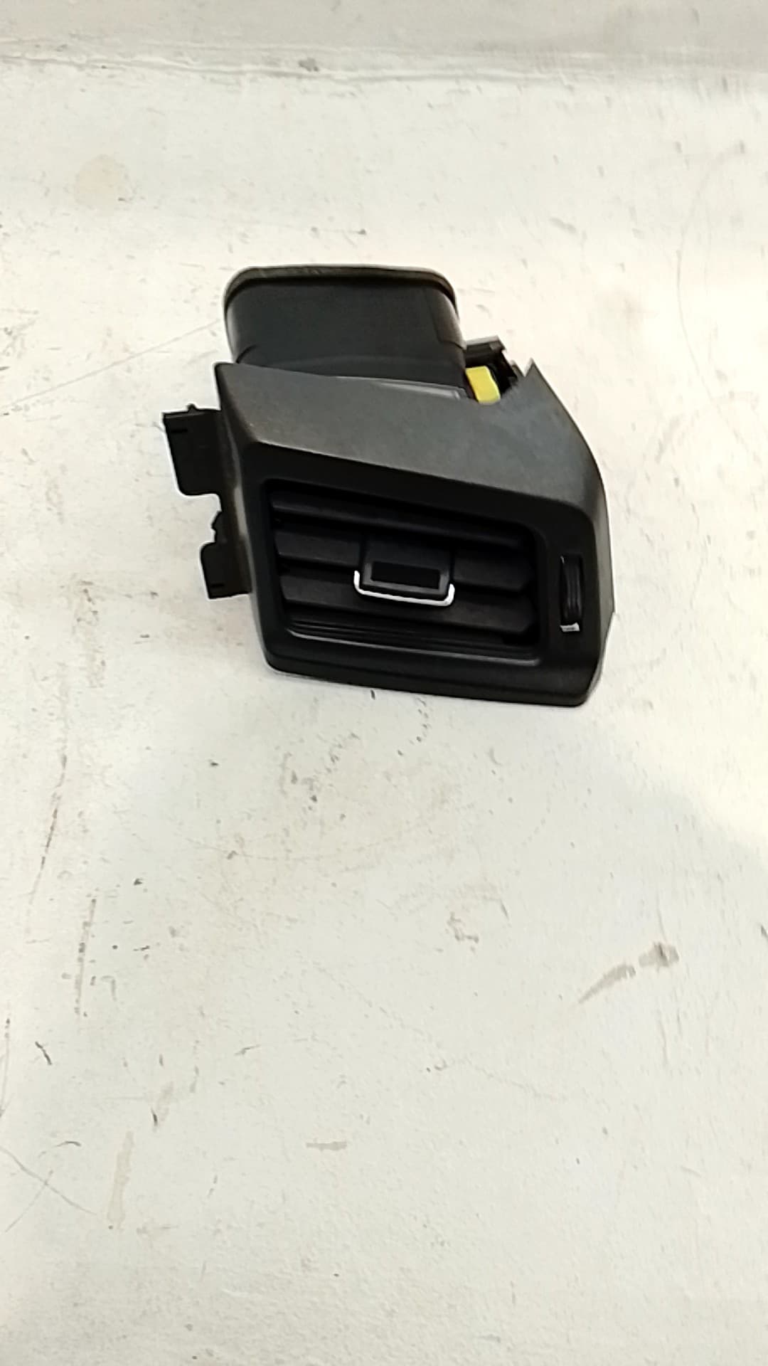 Recambio TOYOTA RAV 4 ref. 5568042080