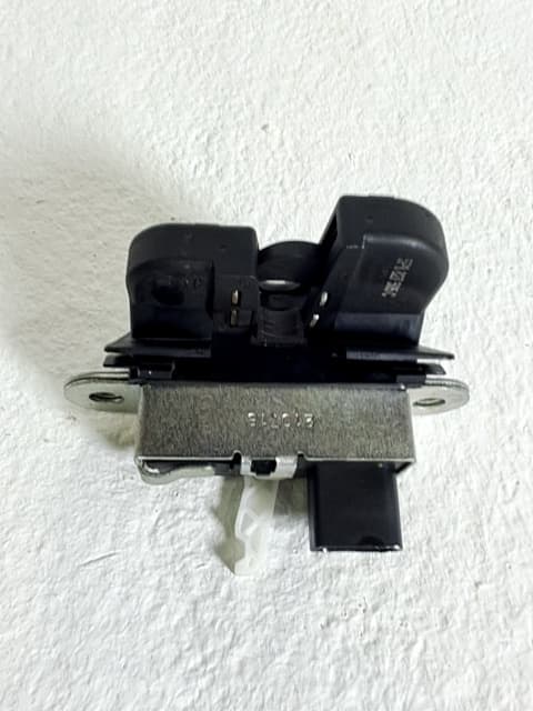 Cerradura maletero / porton SEAT ALTEA XL (5P5, 5P8) 2