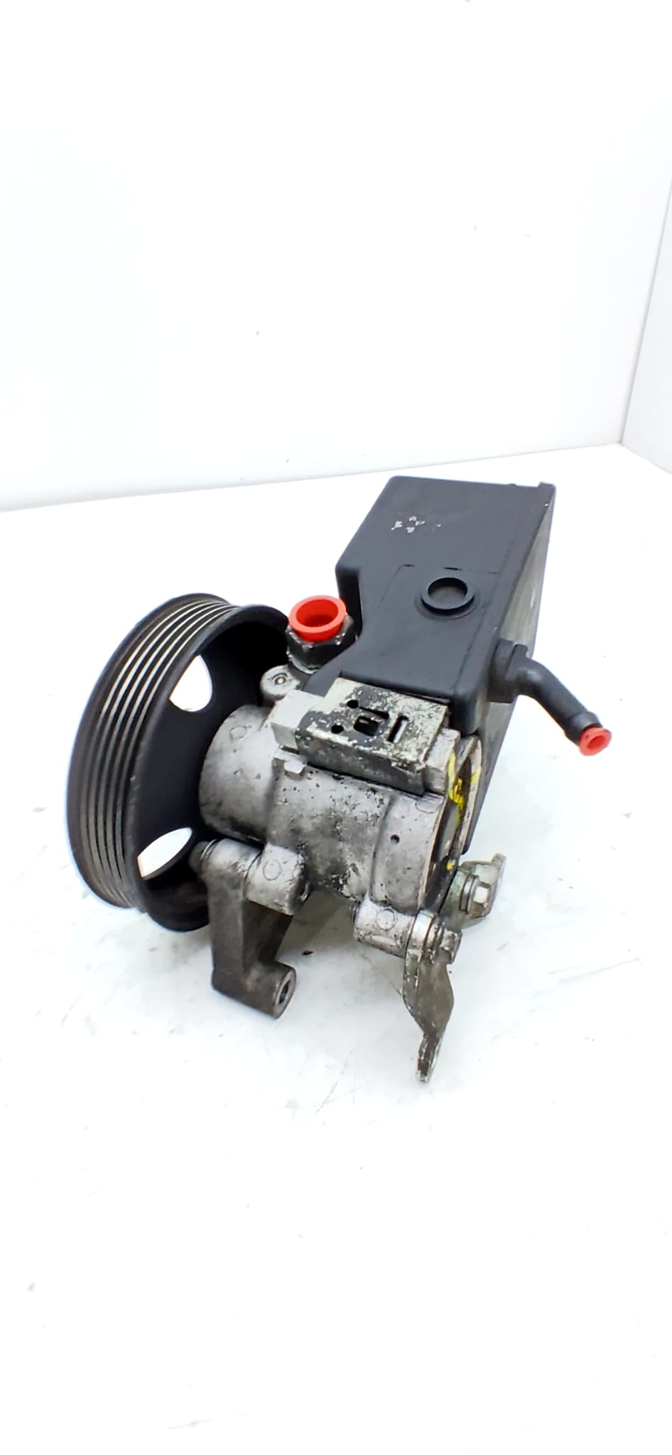 Bomba direccion SSANGYONG ACTYON 2