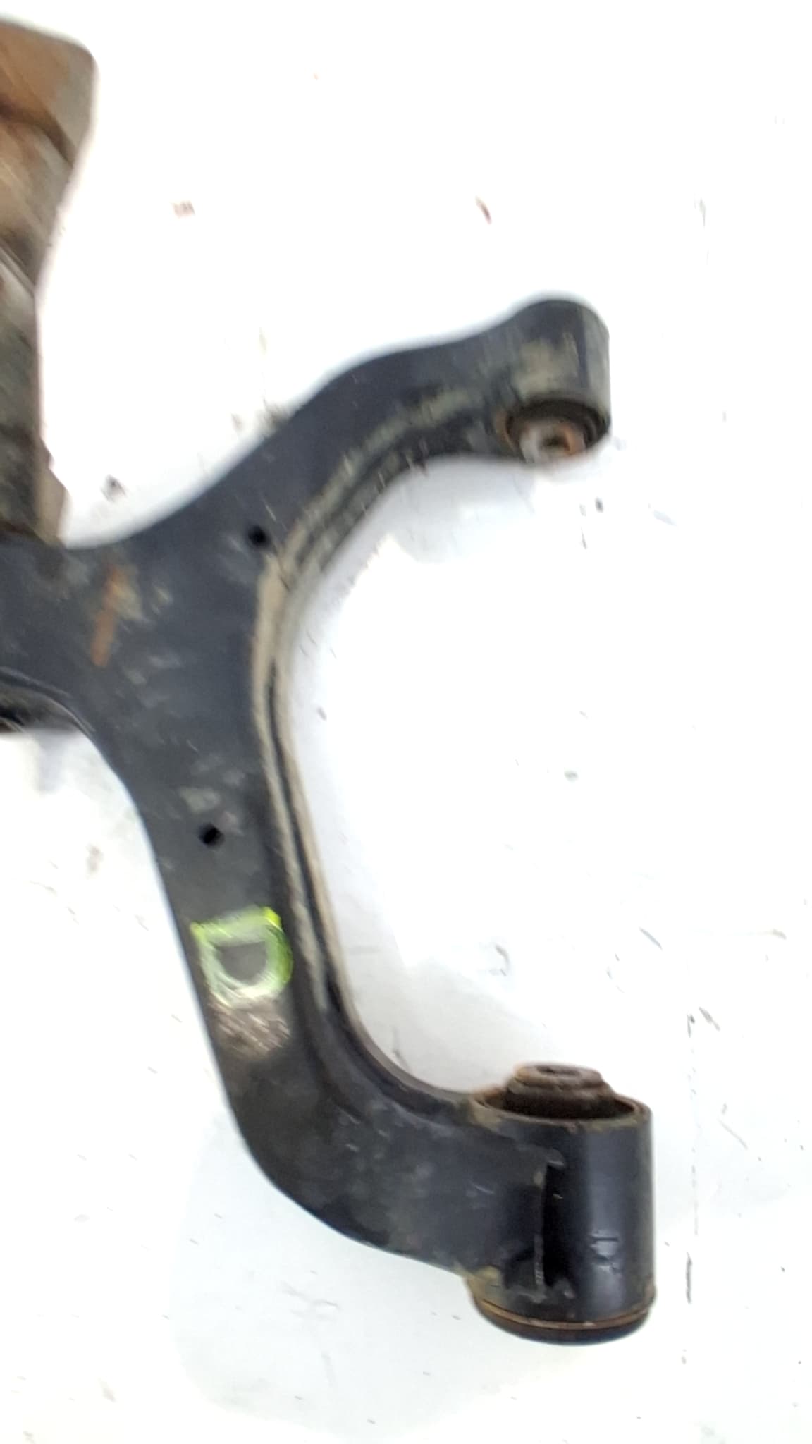 Brazo suspension inferior delantero derecho SSANGYONG ACTYON 3