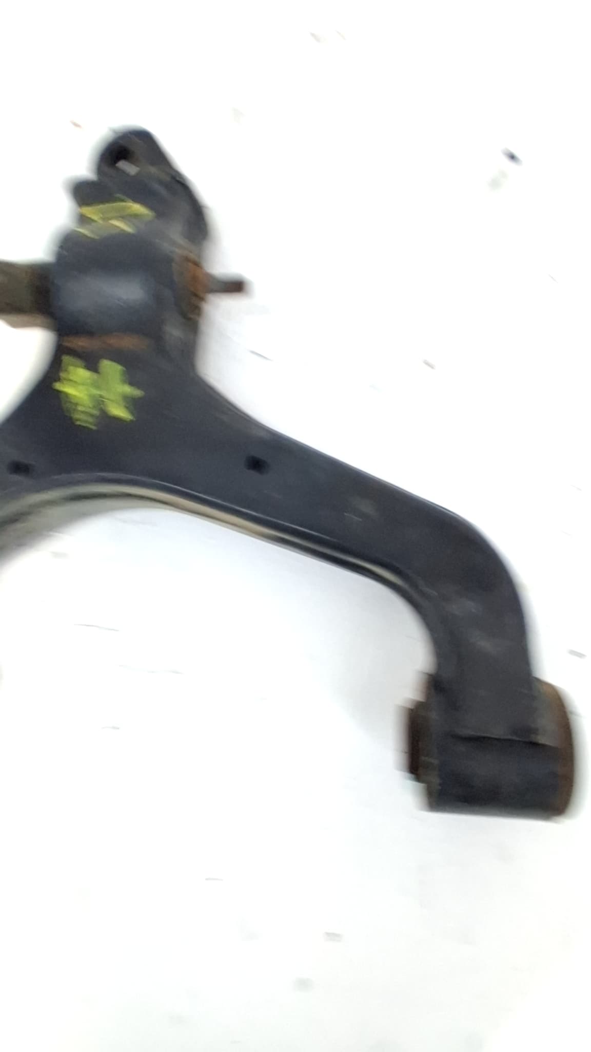Brazo suspension inferior delantero izquierdo SSANGYONG ACTYON 3